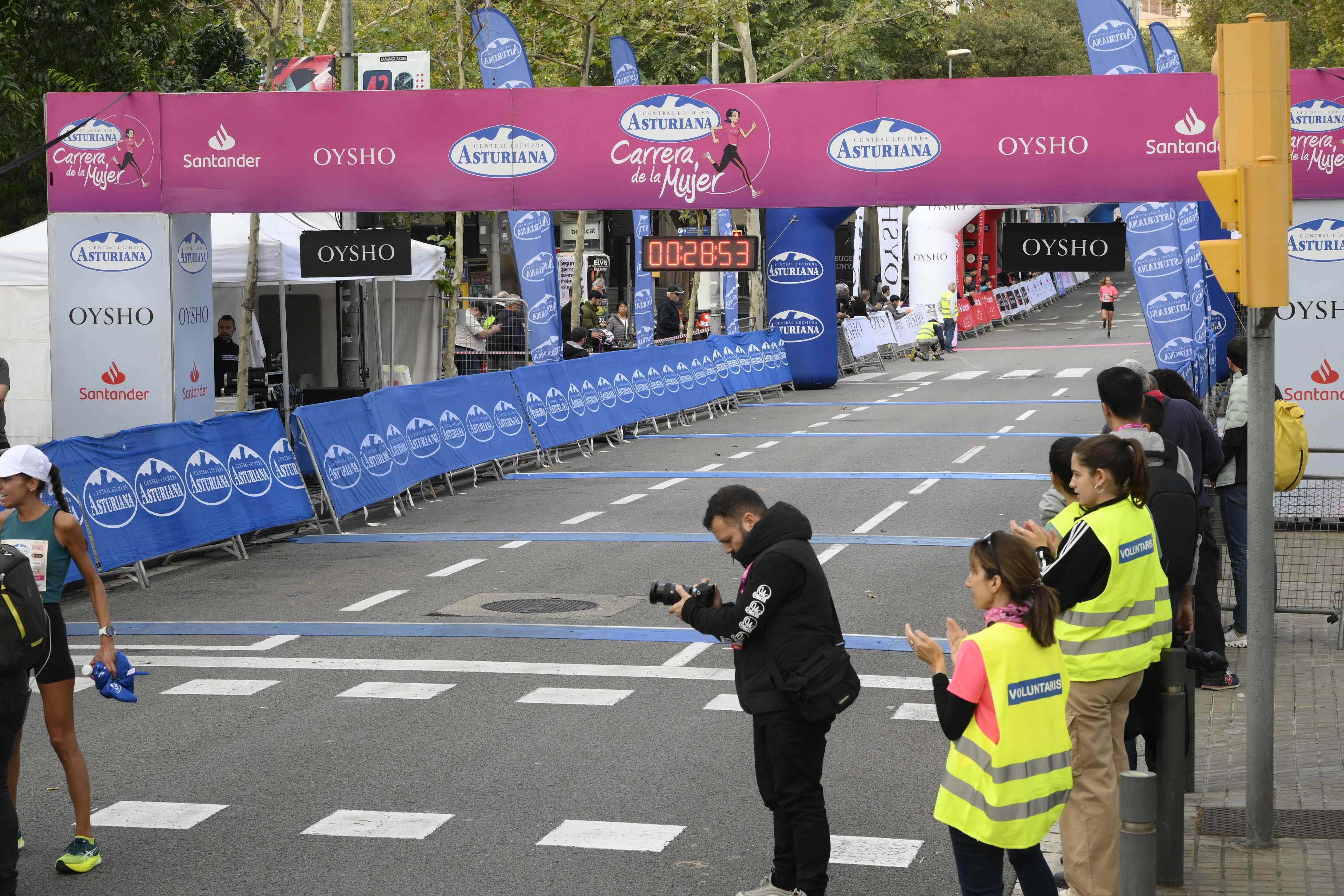 Las mejores fotos de la Carrera de la Mujer de Barcelona 2023. 3955
