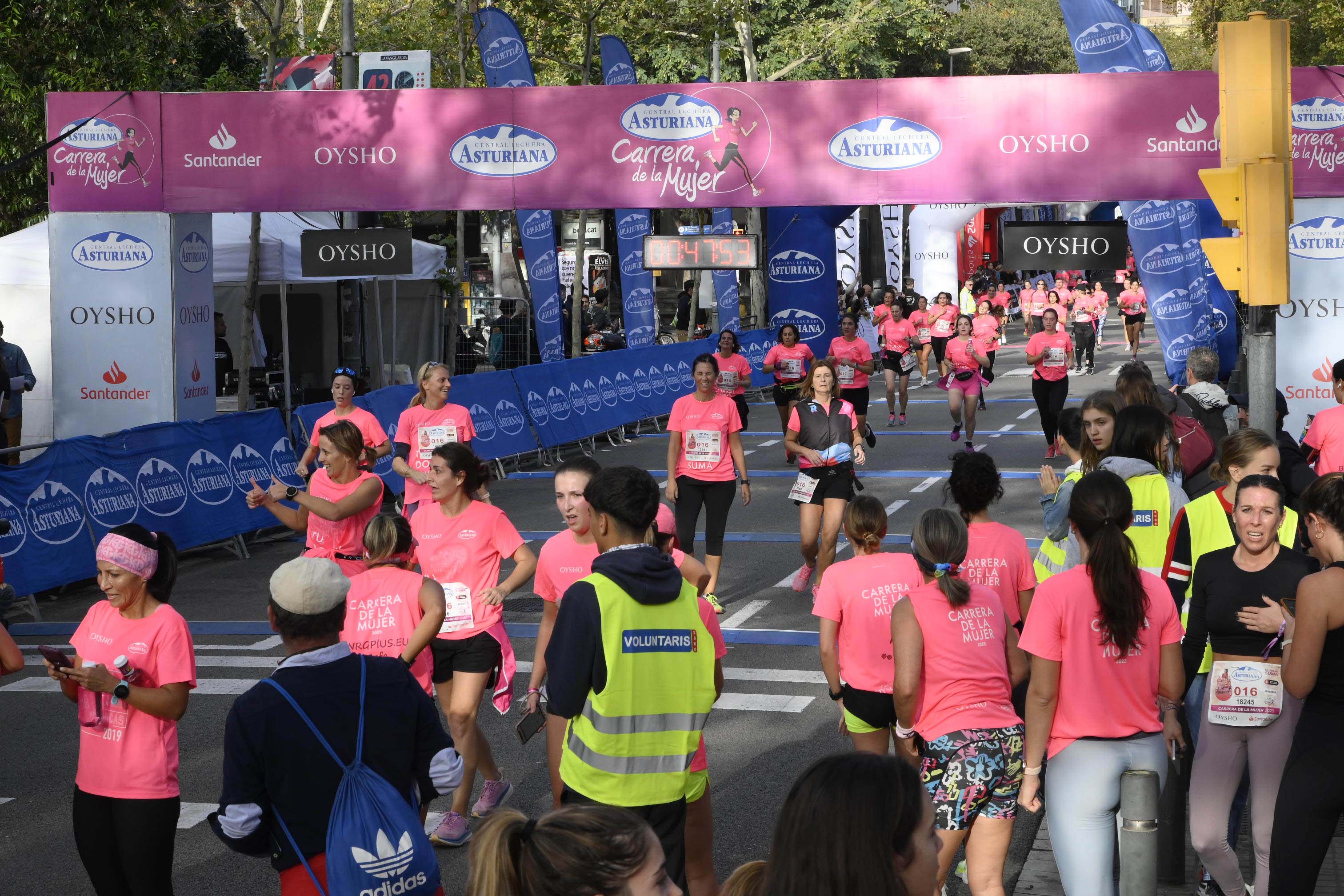 Las mejores fotos de la Carrera de la Mujer de Barcelona 2023. 4513