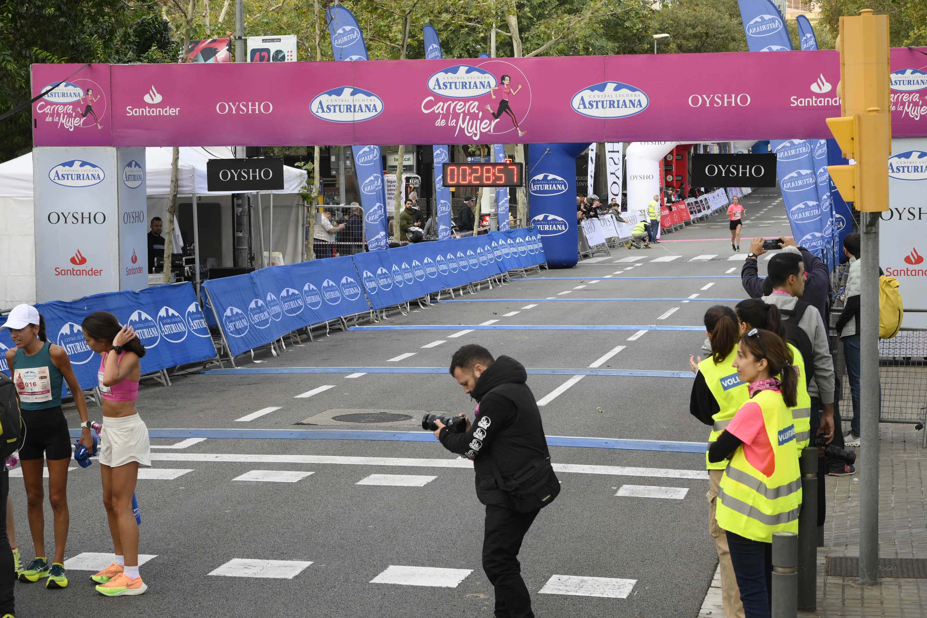 Las mejores fotos de la Carrera de la Mujer de Barcelona 2023. 3957