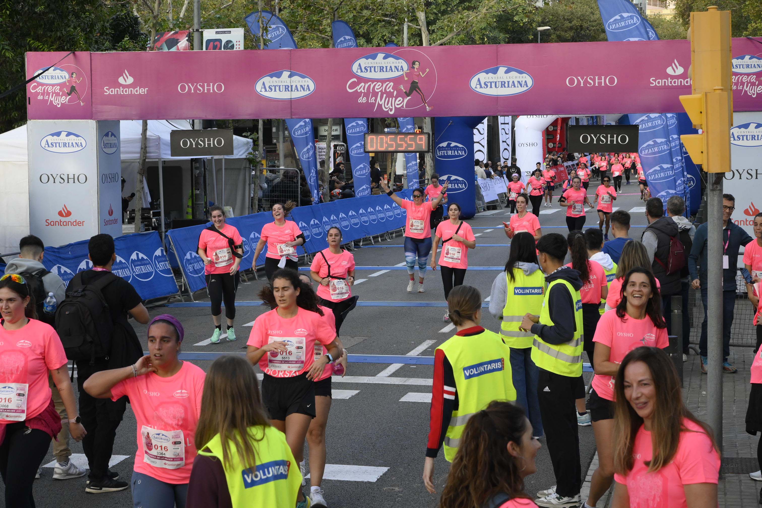 Las mejores fotos de la Carrera de la Mujer de Barcelona 2023. 4756