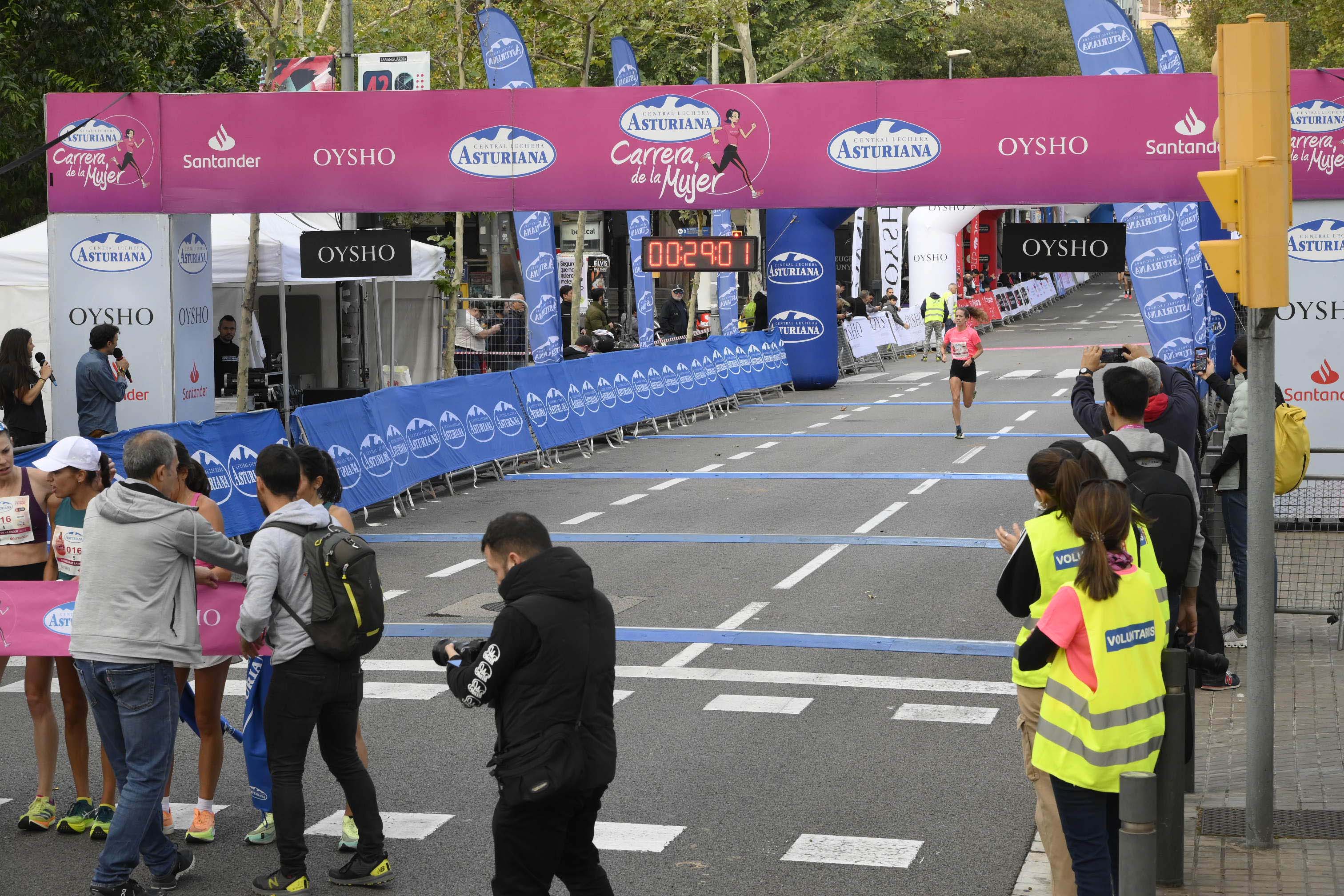 Las mejores fotos de la Carrera de la Mujer de Barcelona 2023. 3959