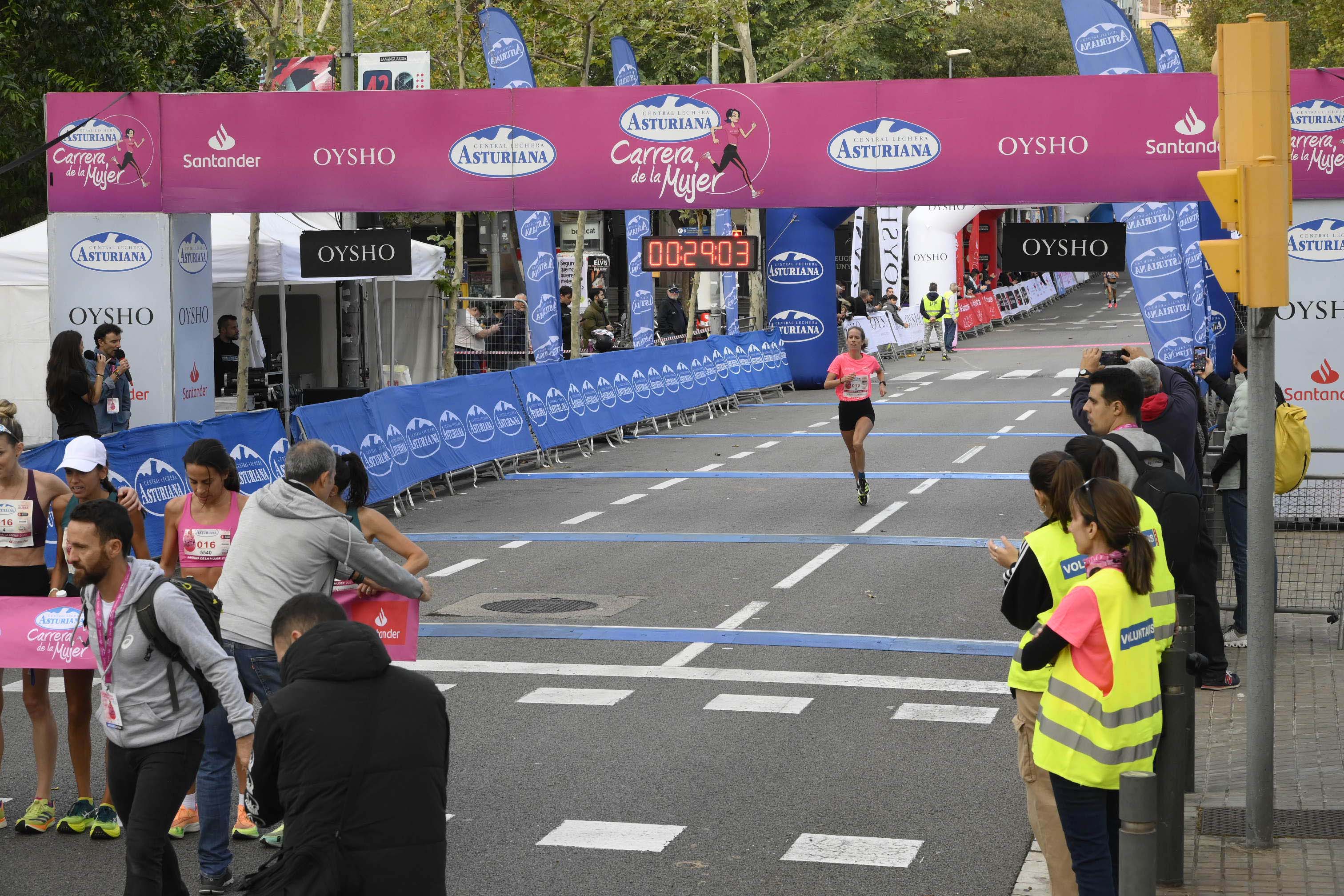 Las mejores fotos de la Carrera de la Mujer de Barcelona 2023. 3960