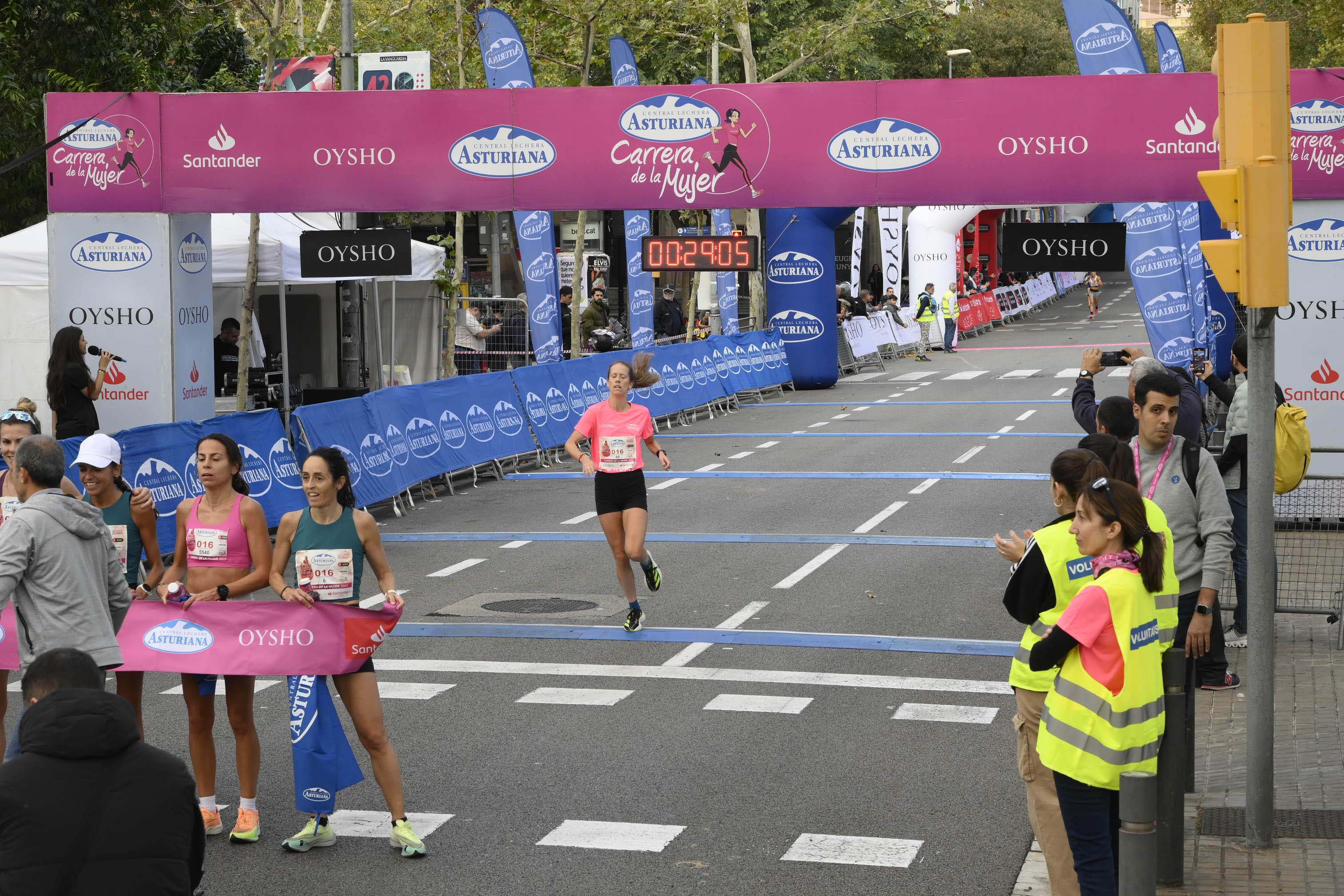 Las mejores fotos de la Carrera de la Mujer de Barcelona 2023. 3961