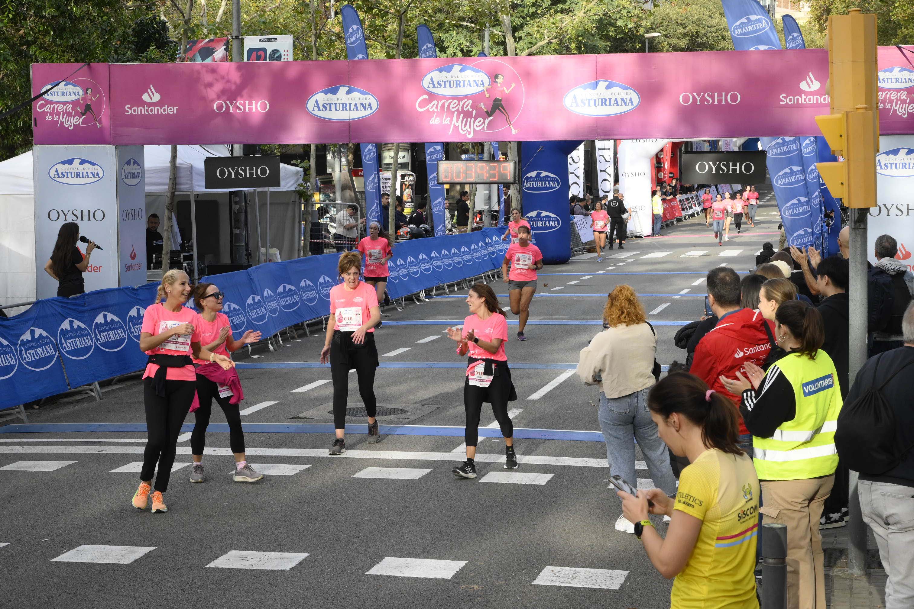 Las mejores fotos de la Carrera de la Mujer de Barcelona 2023. 4271