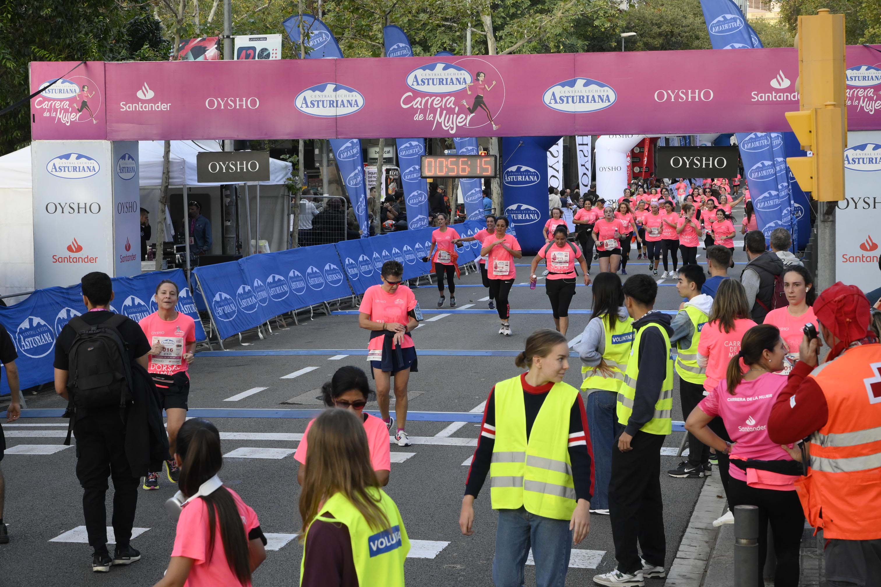 Las mejores fotos de la Carrera de la Mujer de Barcelona 2023. 4764