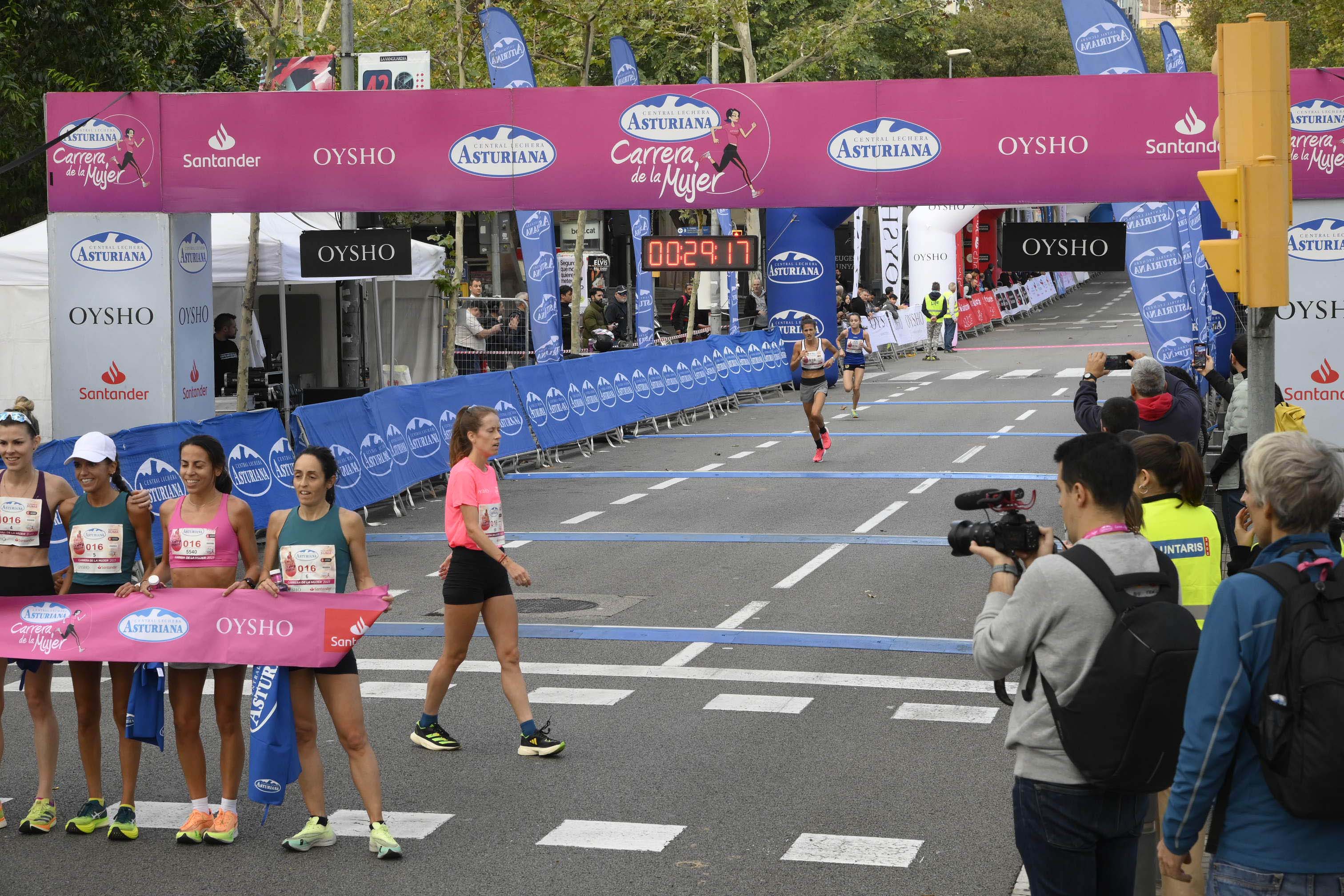 Las mejores fotos de la Carrera de la Mujer de Barcelona 2023. 3967