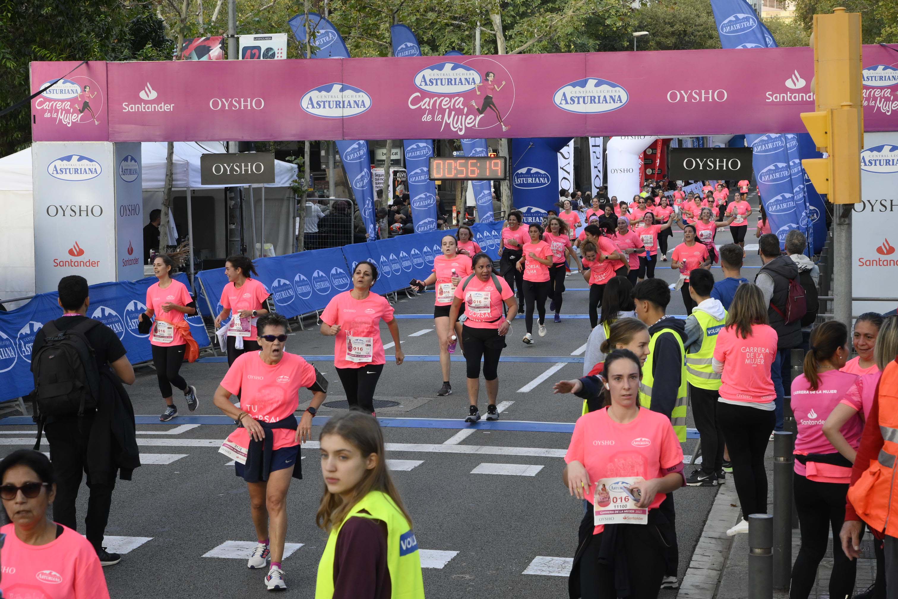 Las mejores fotos de la Carrera de la Mujer de Barcelona 2023. 4766