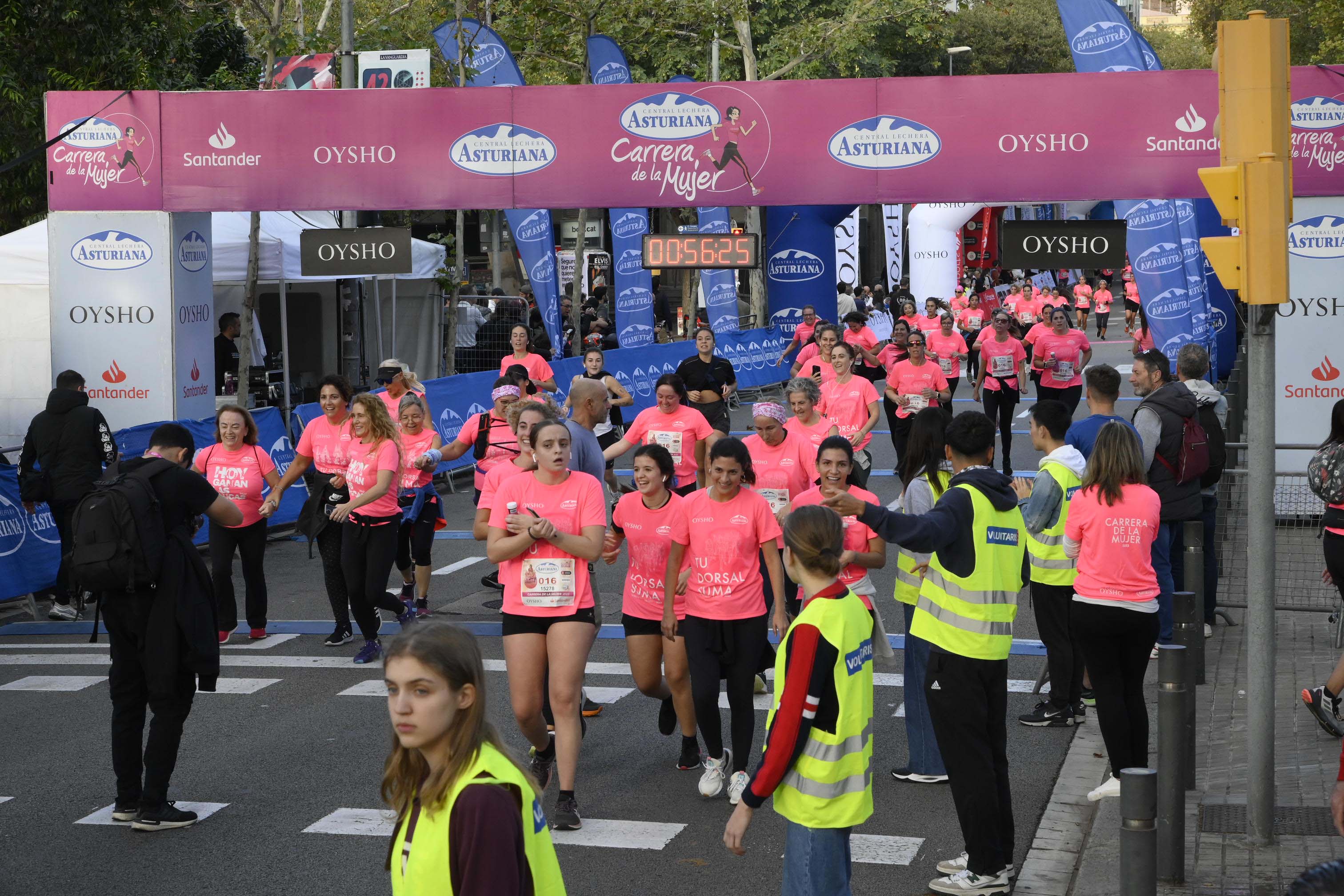 Las mejores fotos de la Carrera de la Mujer de Barcelona 2023. 4769