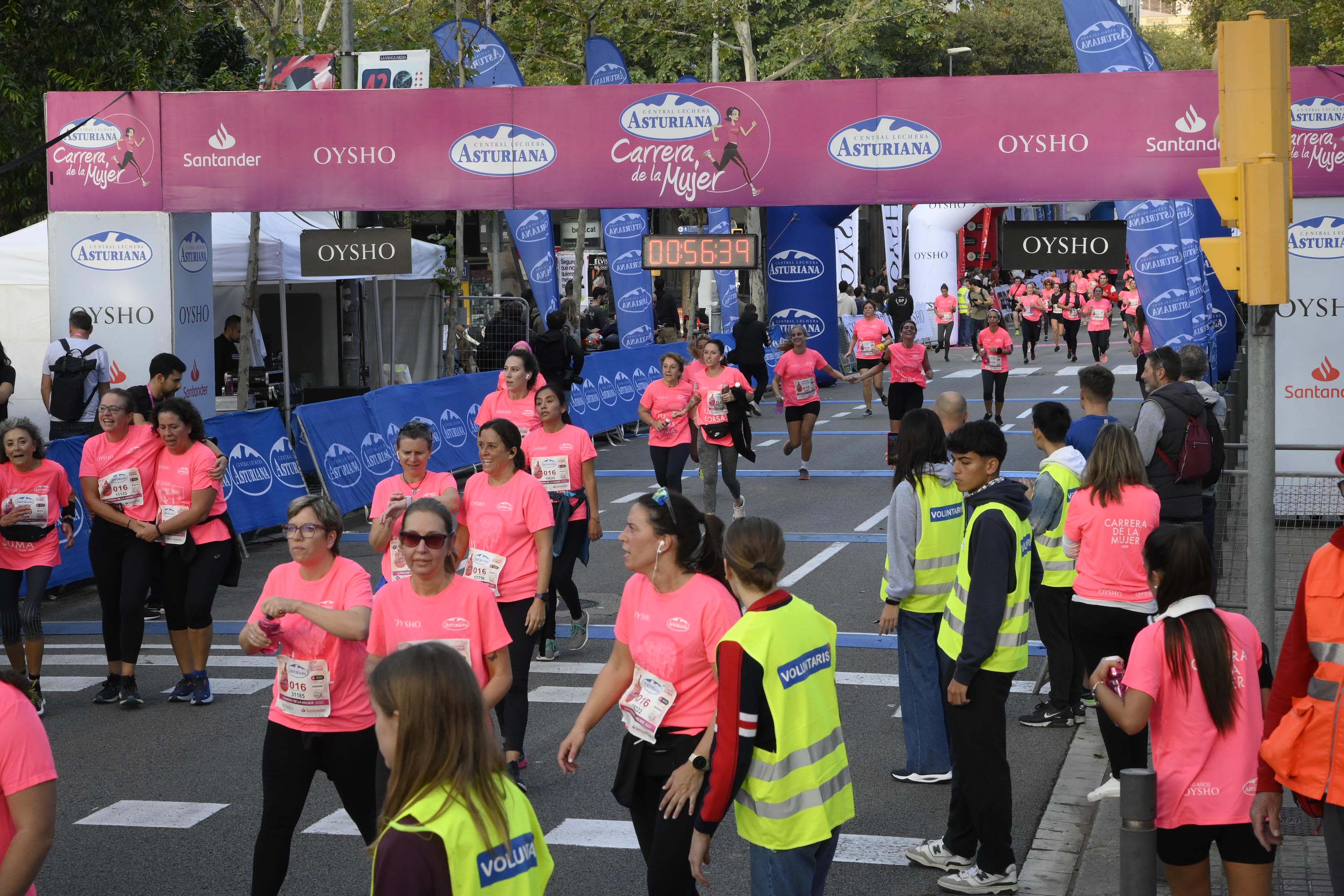 Las mejores fotos de la Carrera de la Mujer de Barcelona 2023. 4776