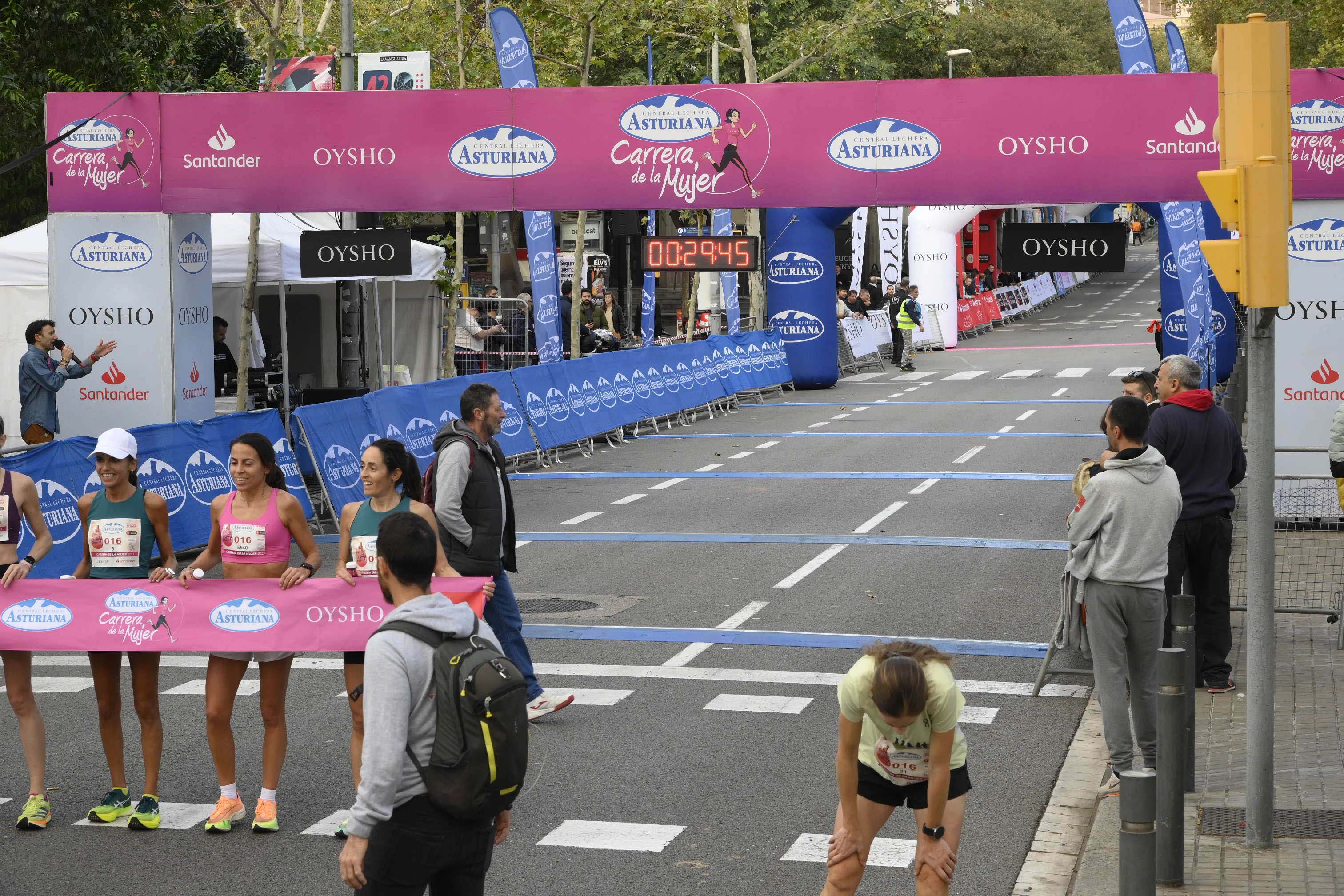 Las mejores fotos de la Carrera de la Mujer de Barcelona 2023. 3981