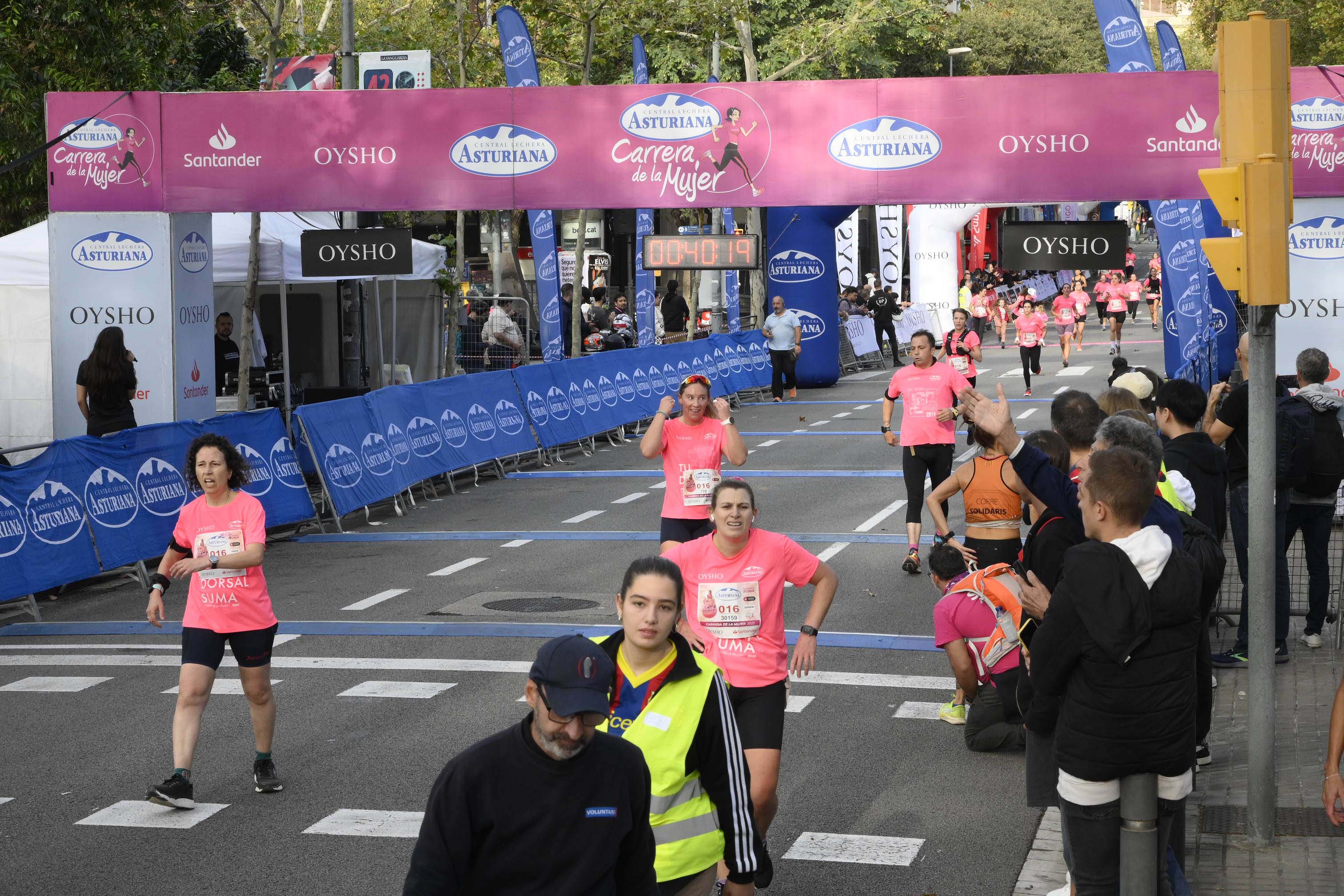 Las mejores fotos de la Carrera de la Mujer de Barcelona 2023. 4291