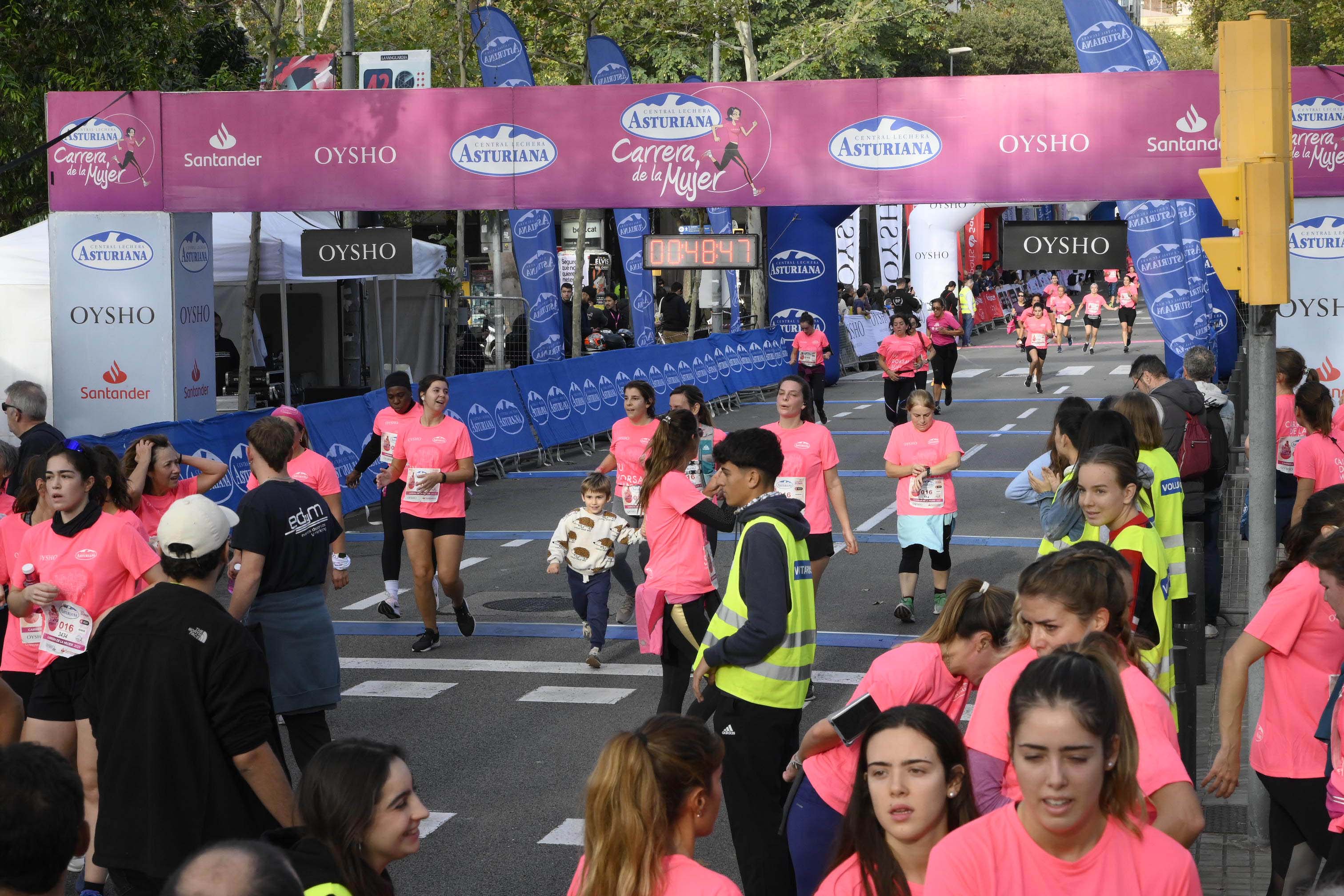 Las mejores fotos de la Carrera de la Mujer de Barcelona 2023. 4540