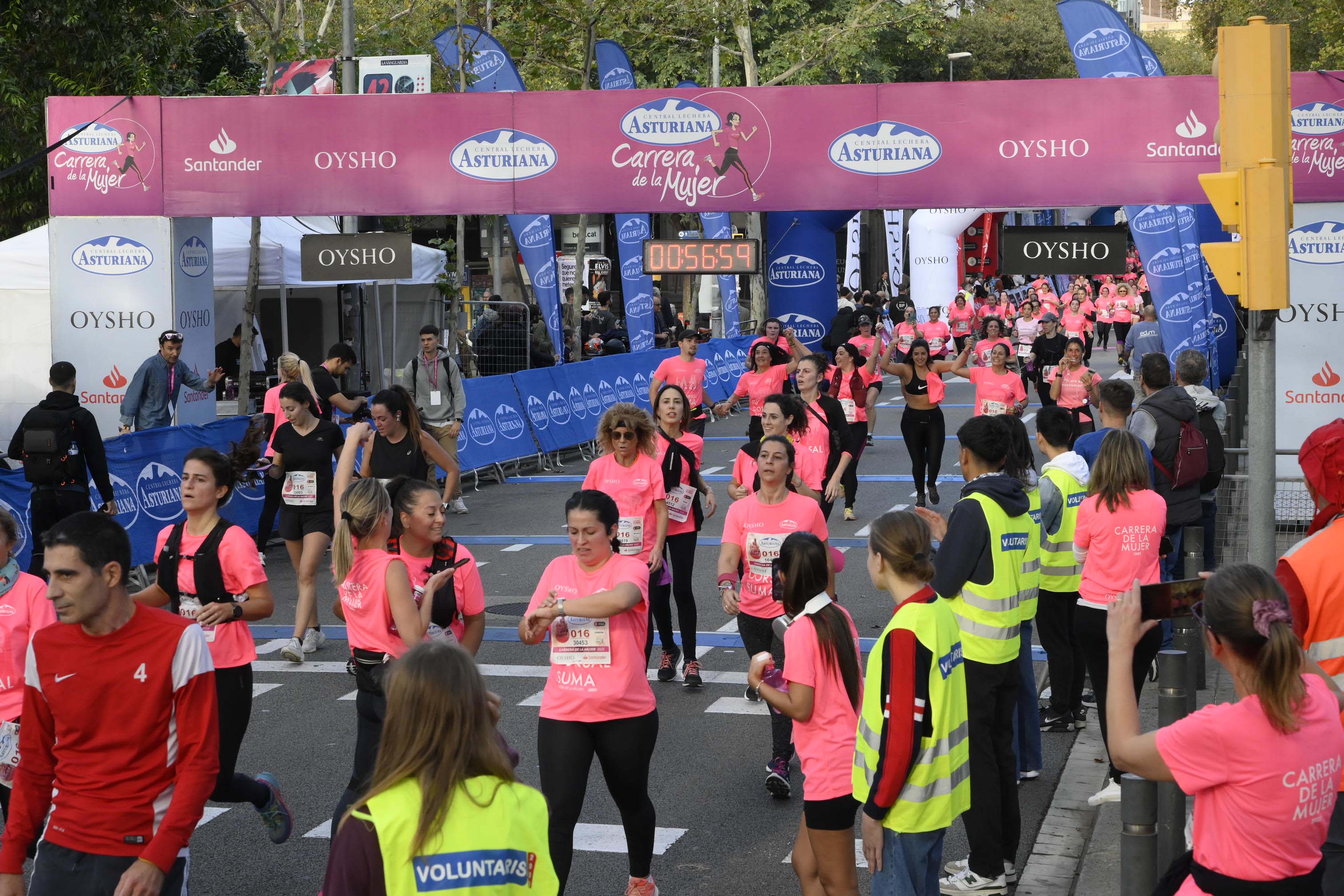 Las mejores fotos de la Carrera de la Mujer de Barcelona 2023. 4786