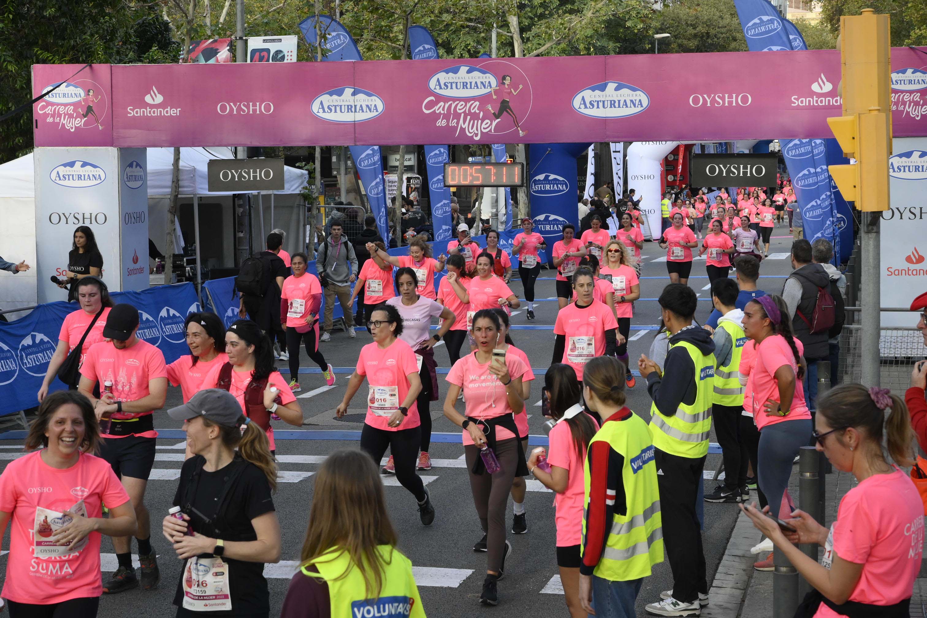 Las mejores fotos de la Carrera de la Mujer de Barcelona 2023. 4792