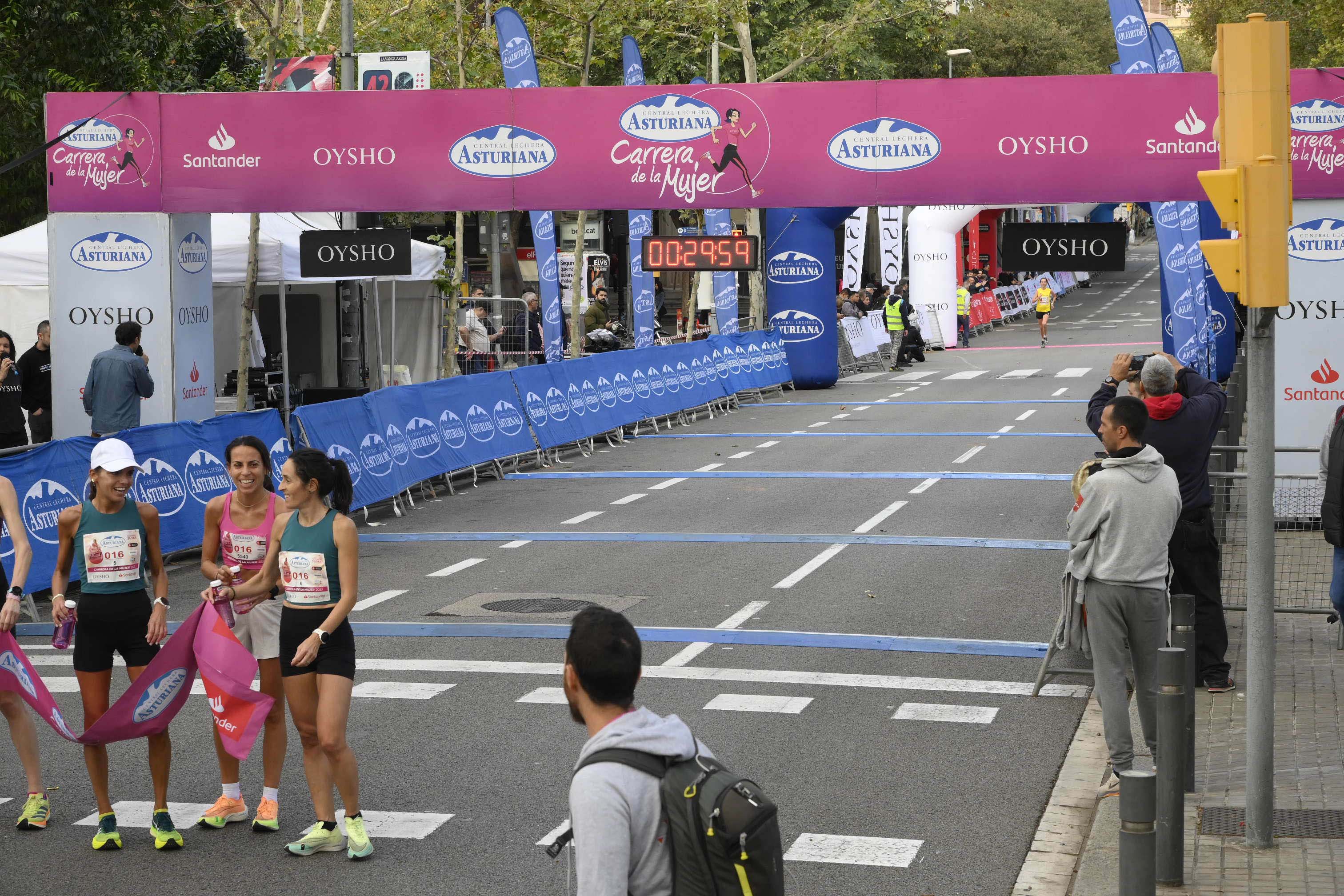 Las mejores fotos de la Carrera de la Mujer de Barcelona 2023. 3988