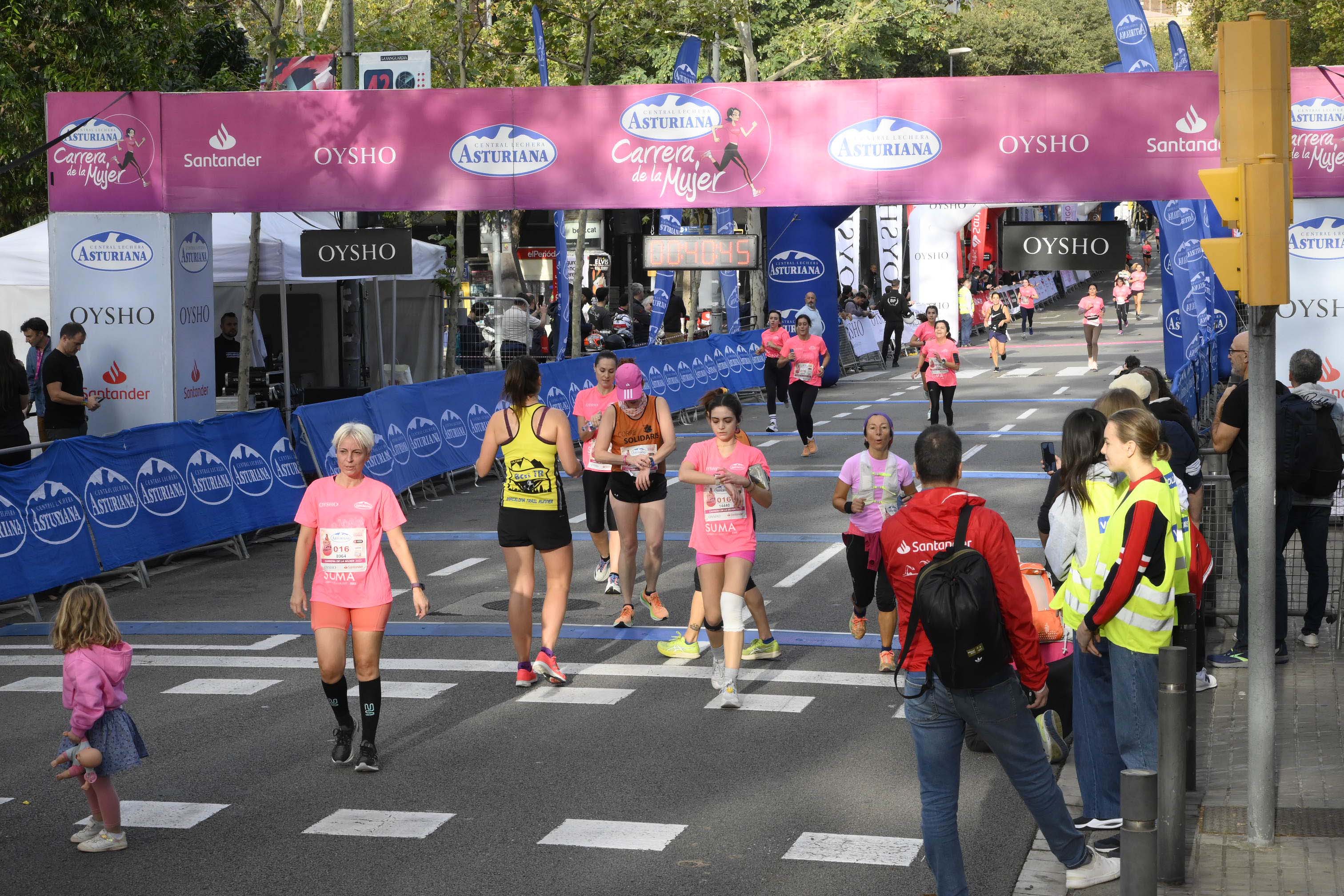 Las mejores fotos de la Carrera de la Mujer de Barcelona 2023. 4304