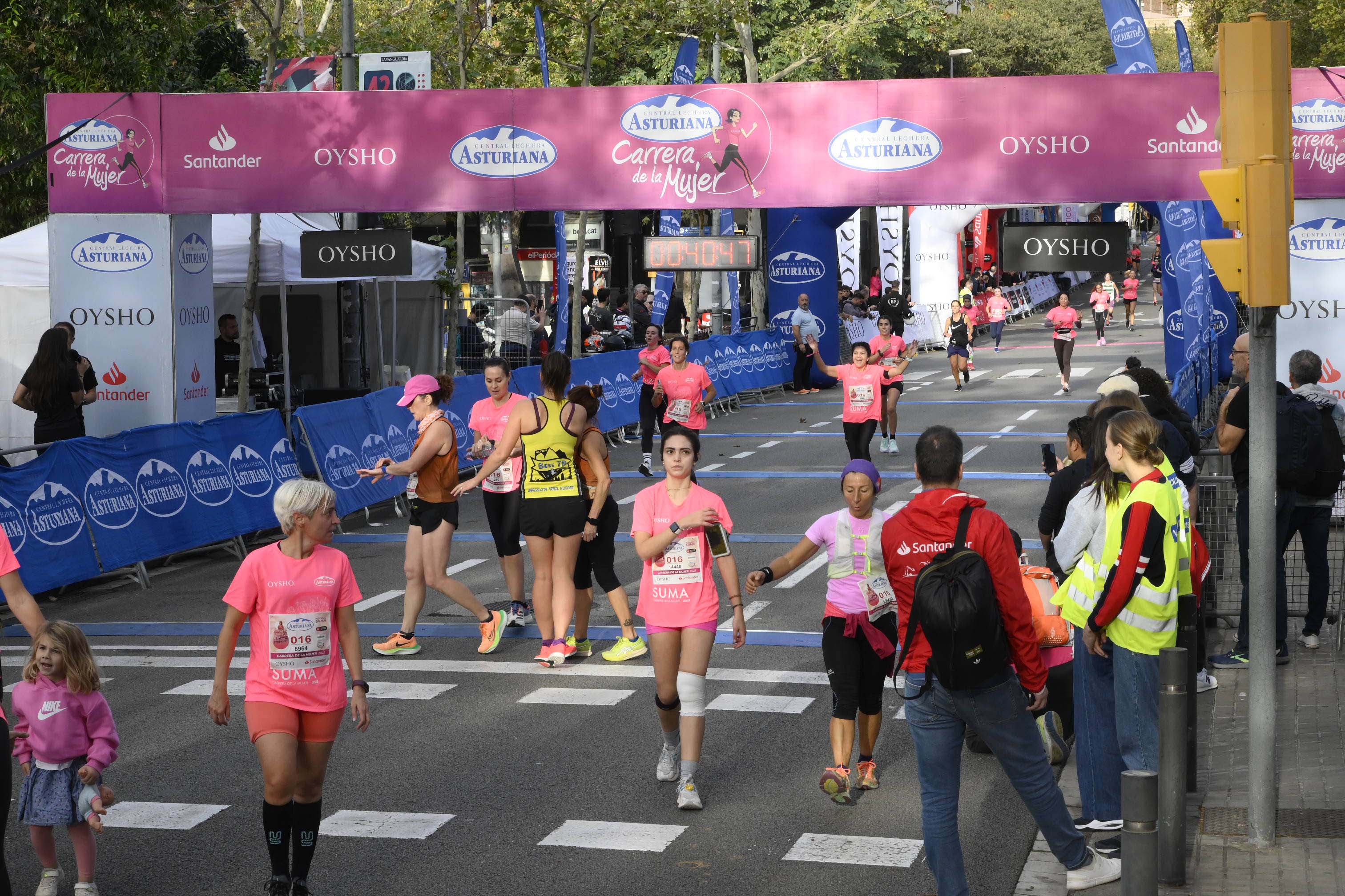 Las mejores fotos de la Carrera de la Mujer de Barcelona 2023. 4305