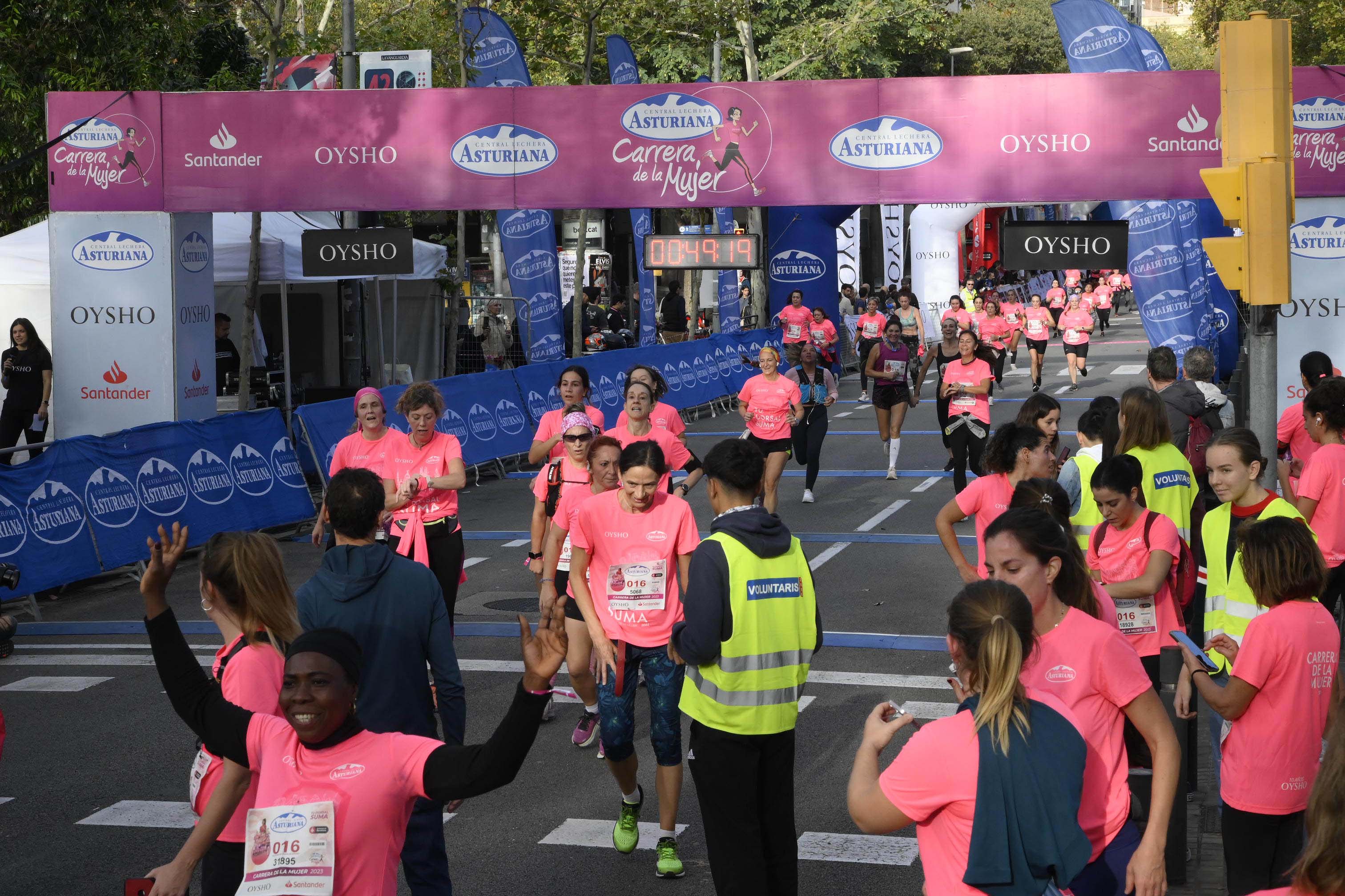 Las mejores fotos de la Carrera de la Mujer de Barcelona 2023. 4556