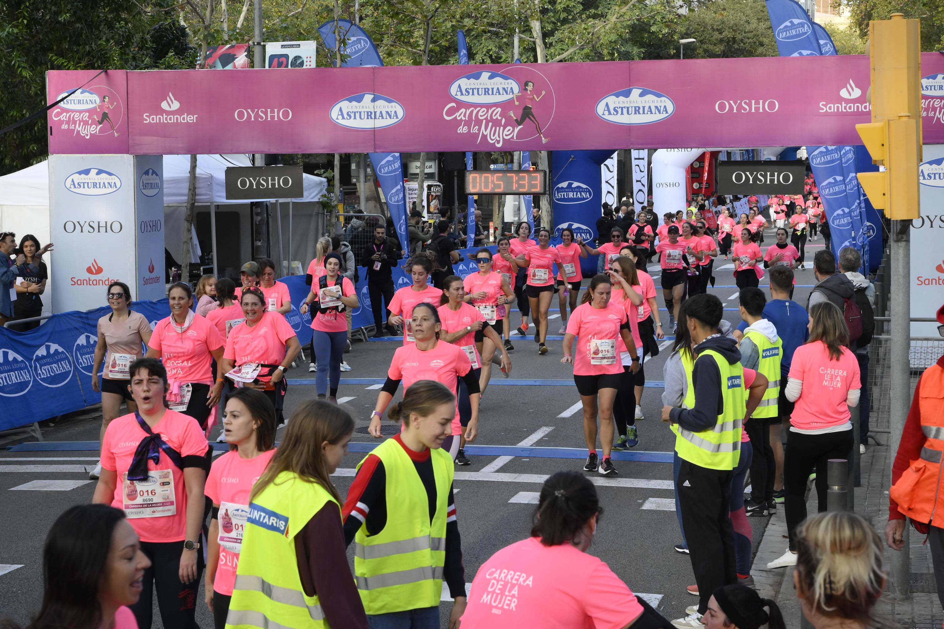 Las mejores fotos de la Carrera de la Mujer de Barcelona 2023. 4803