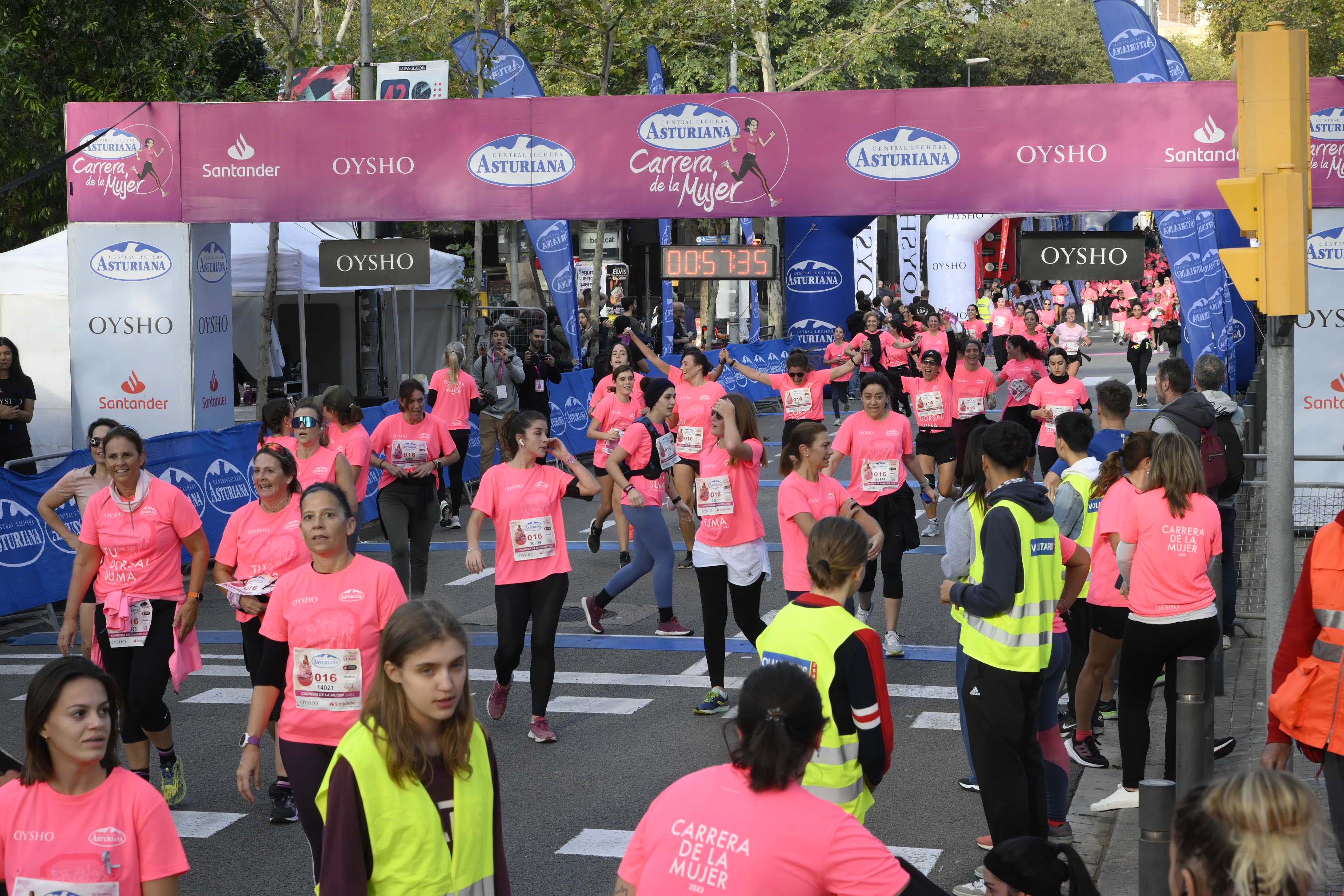 Las mejores fotos de la Carrera de la Mujer de Barcelona 2023. 4804