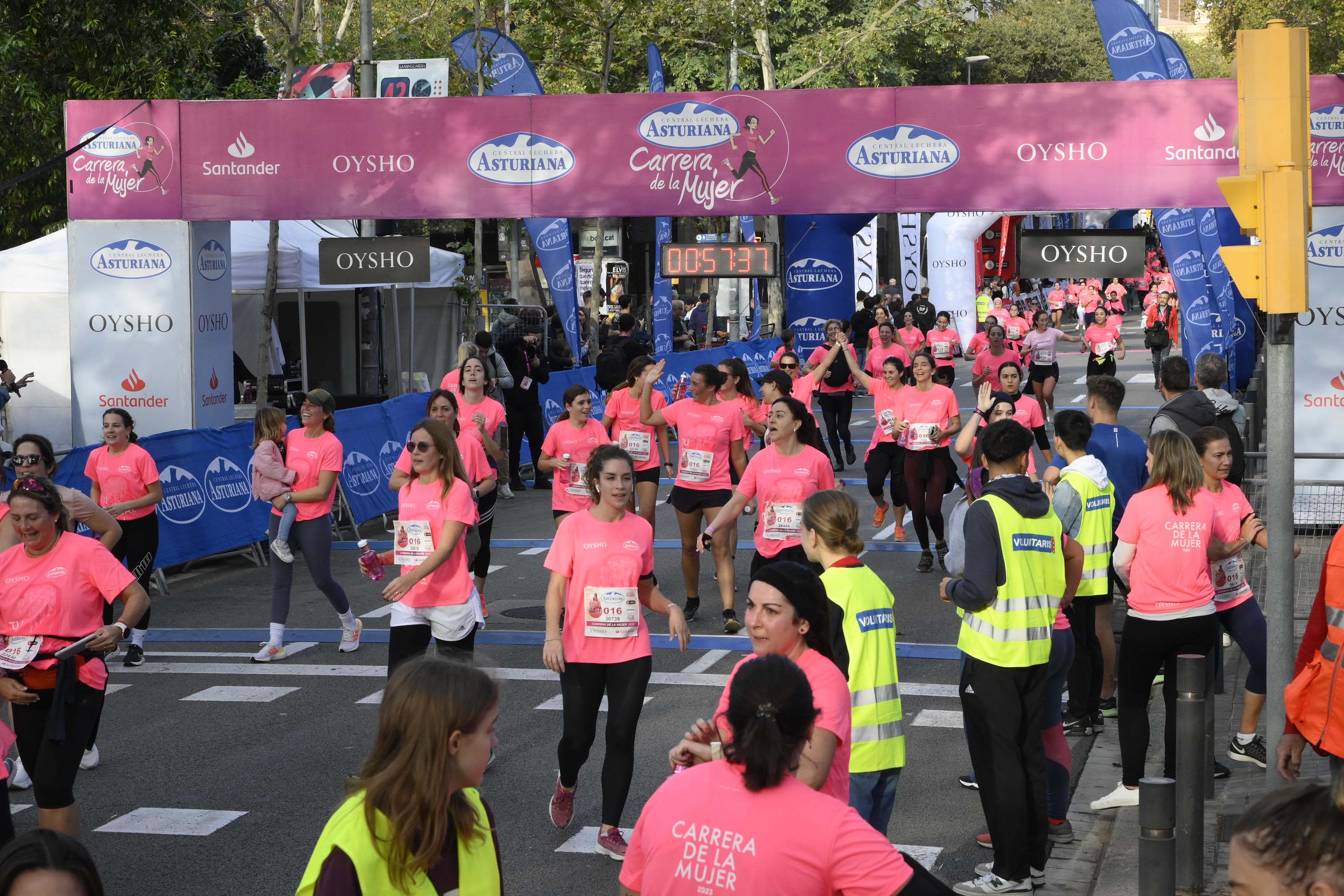 Las mejores fotos de la Carrera de la Mujer de Barcelona 2023. 4805