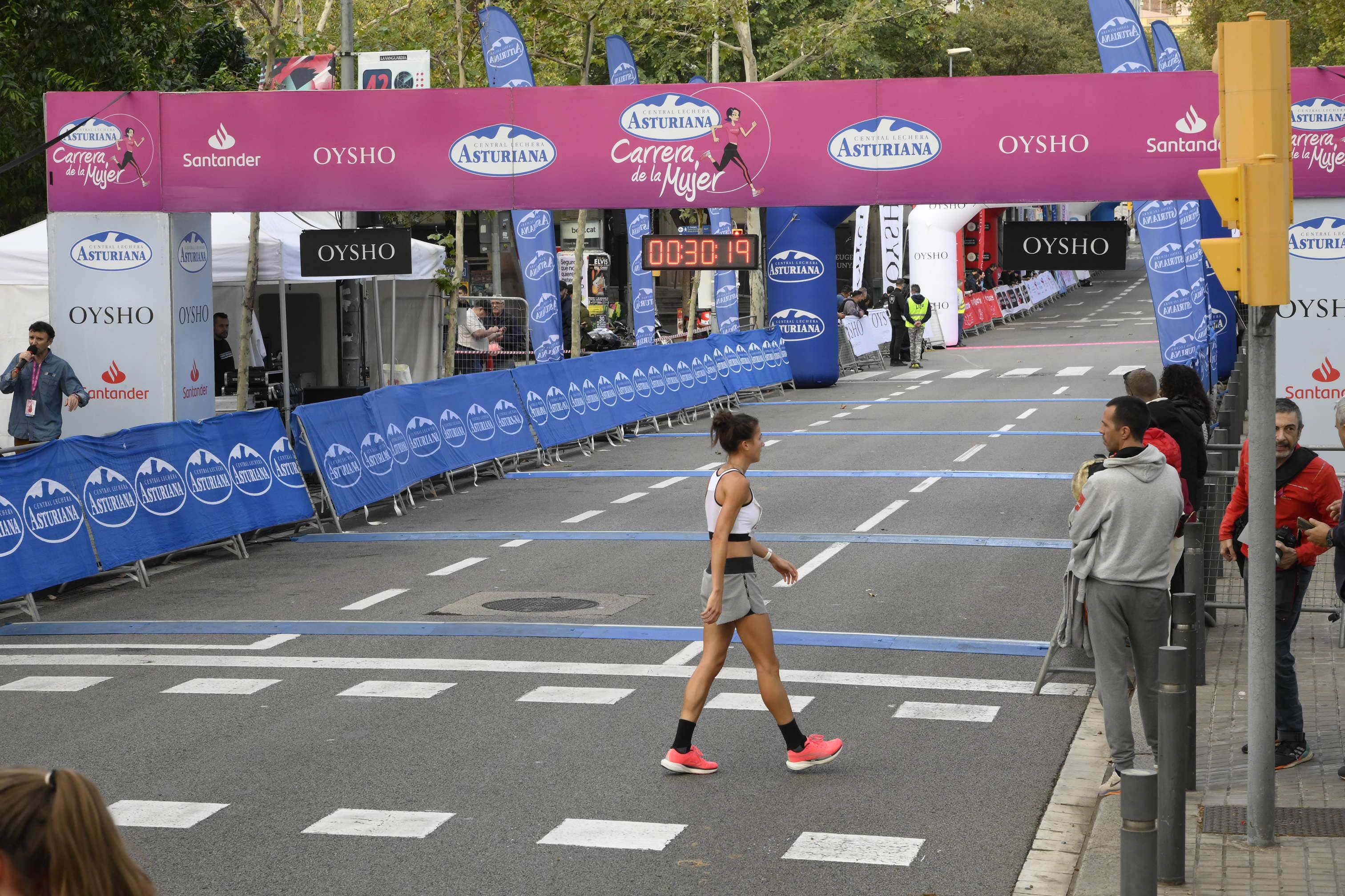 Las mejores fotos de la Carrera de la Mujer de Barcelona 2023. 3998