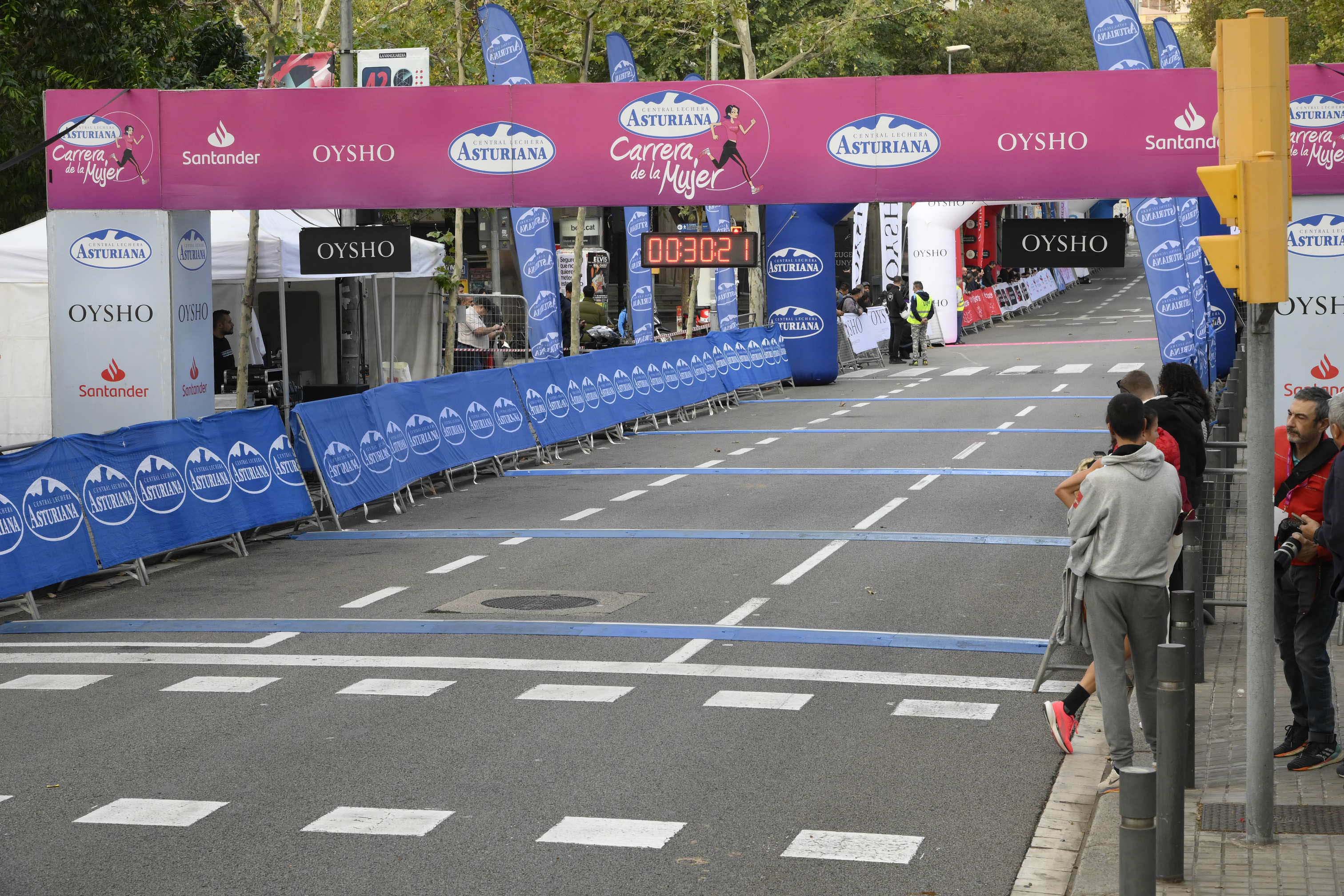 Las mejores fotos de la Carrera de la Mujer de Barcelona 2023. 3999