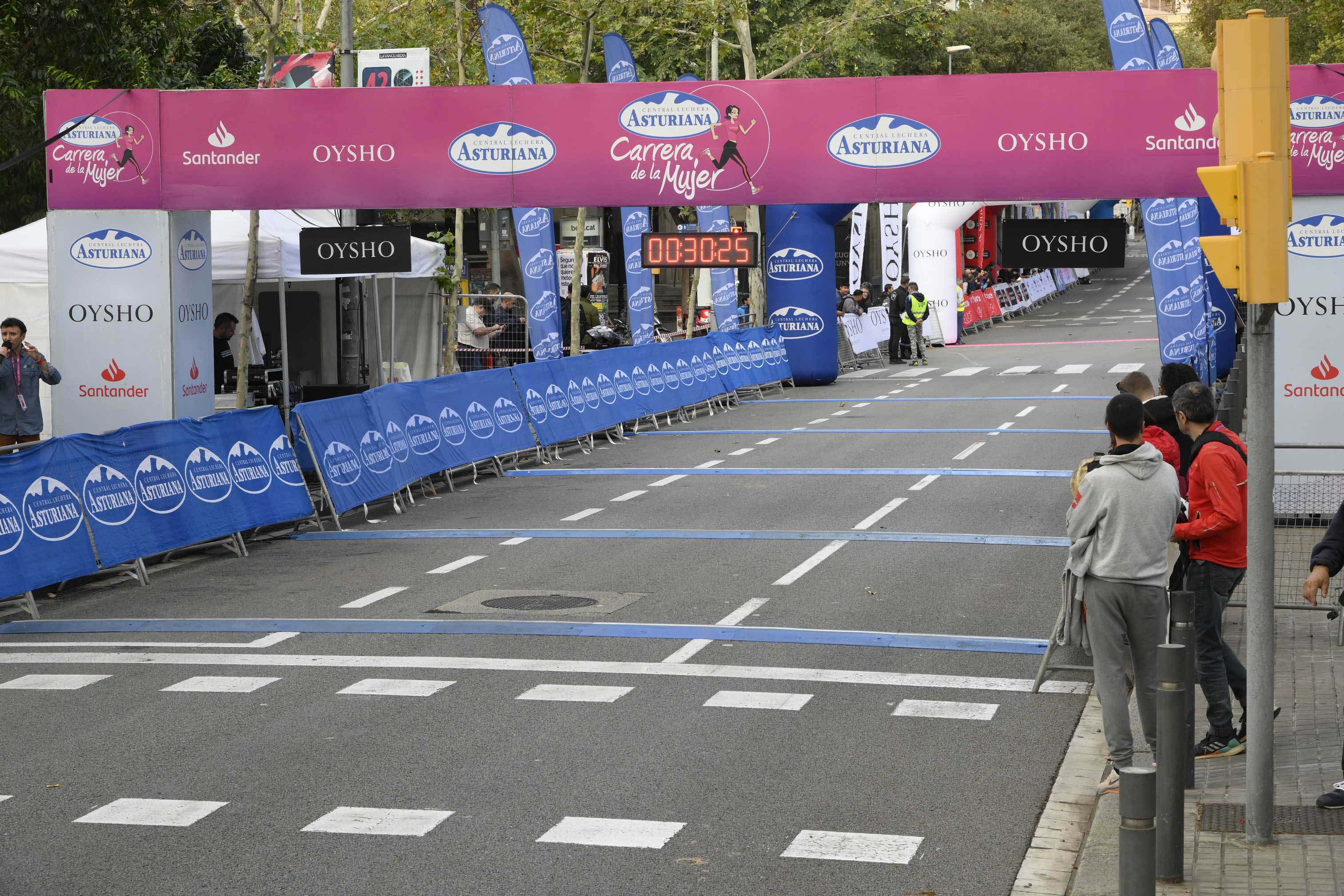 Las mejores fotos de la Carrera de la Mujer de Barcelona 2023. 4001