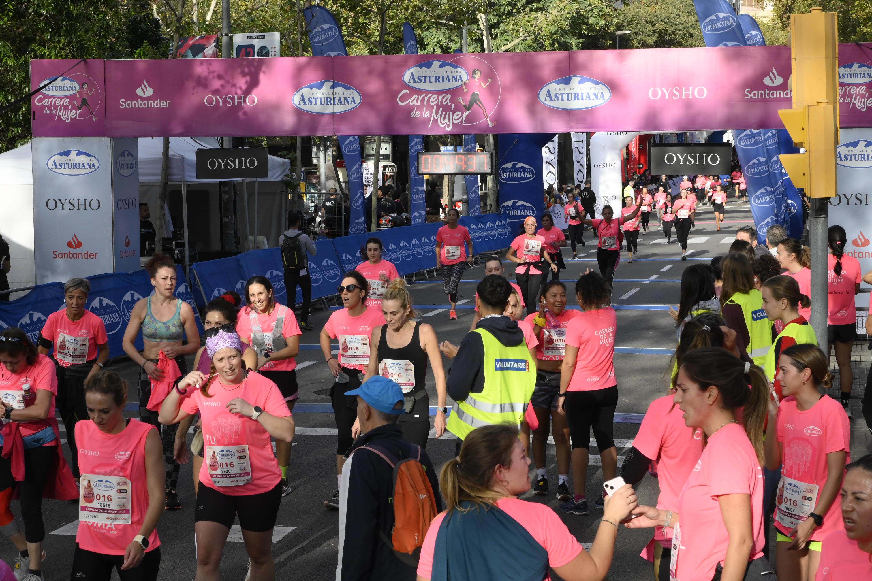 Las mejores fotos de la Carrera de la Mujer de Barcelona 2023. 4565