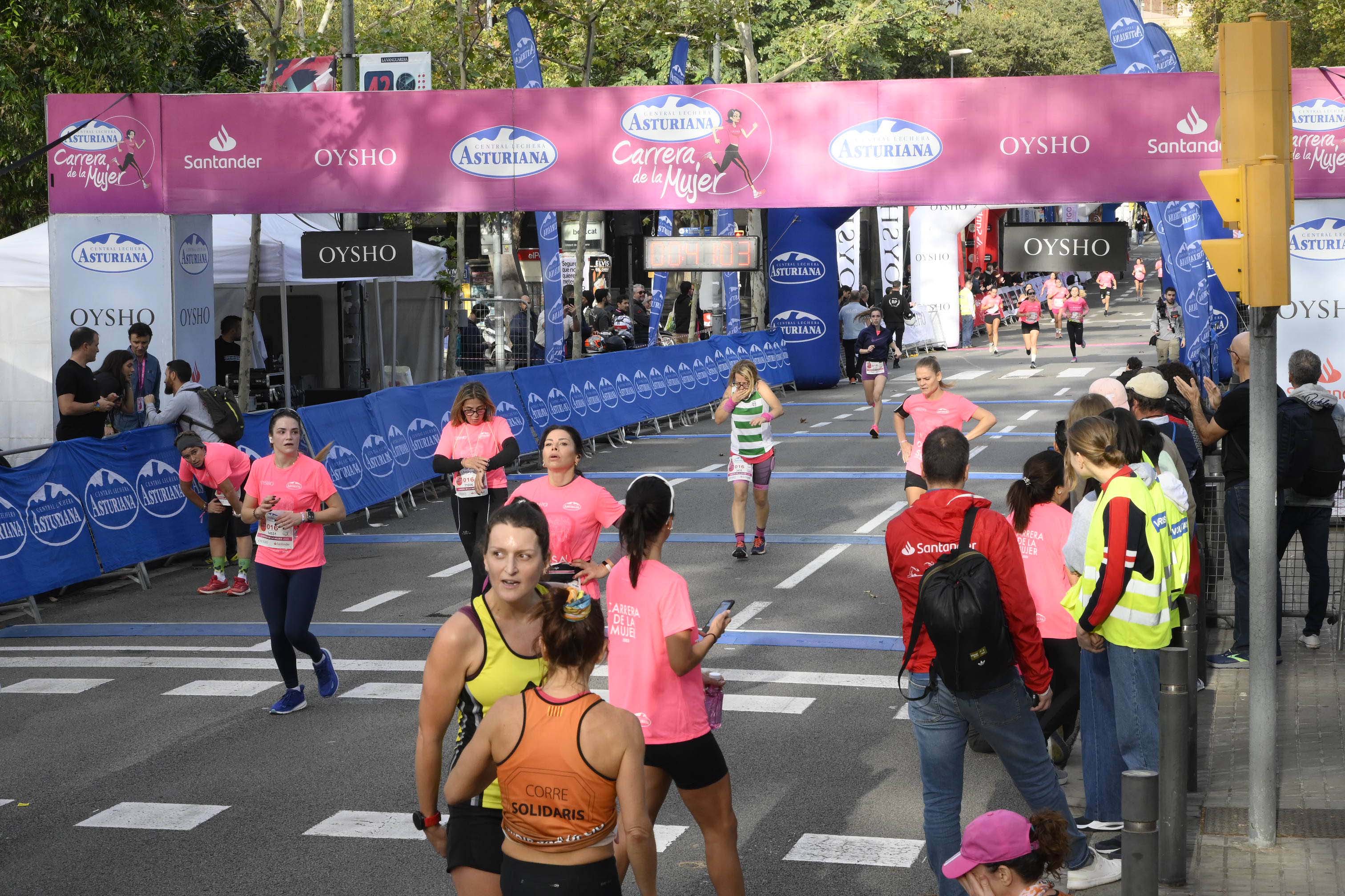 Las mejores fotos de la Carrera de la Mujer de Barcelona 2023. 4313