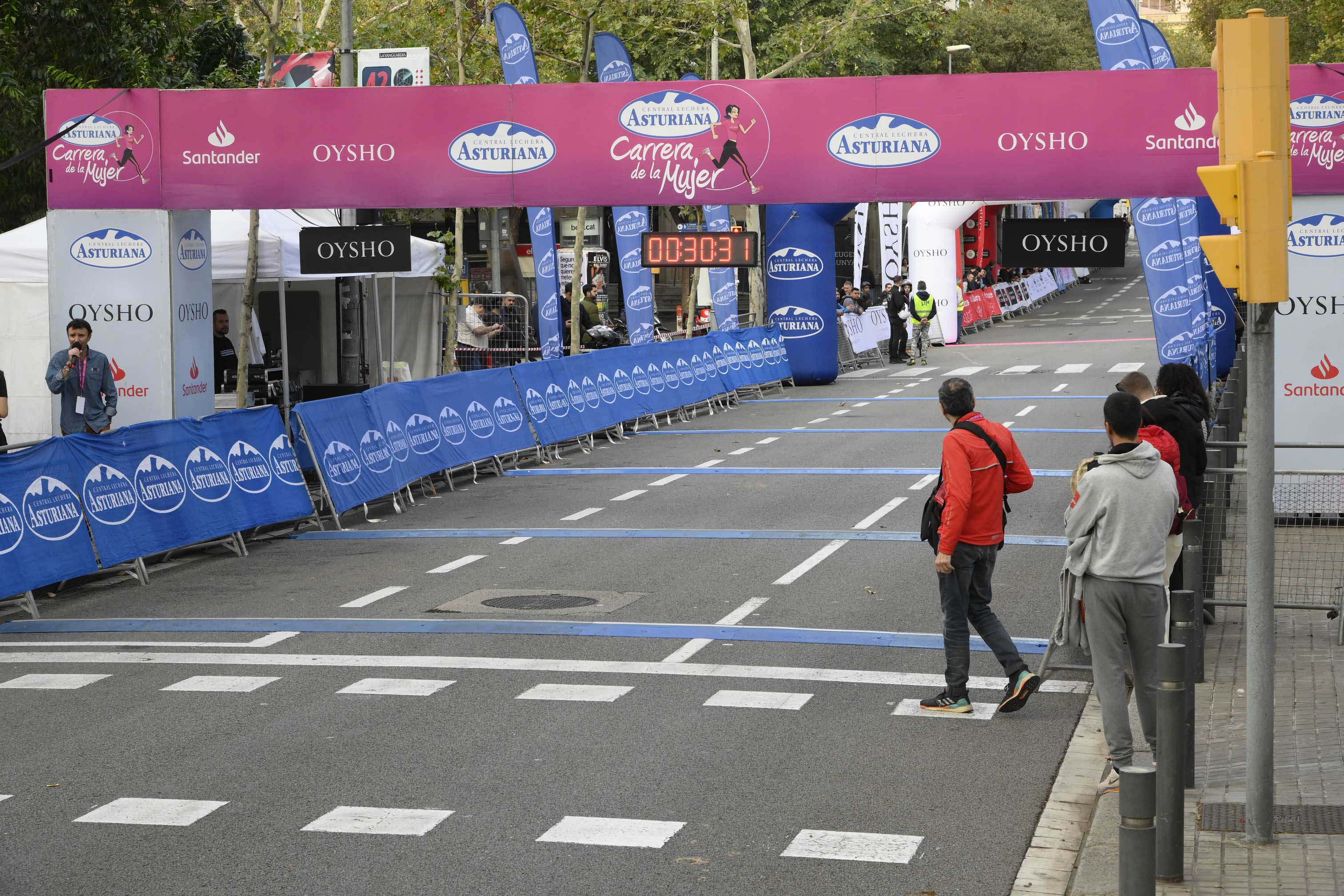Las mejores fotos de la Carrera de la Mujer de Barcelona 2023. 4004