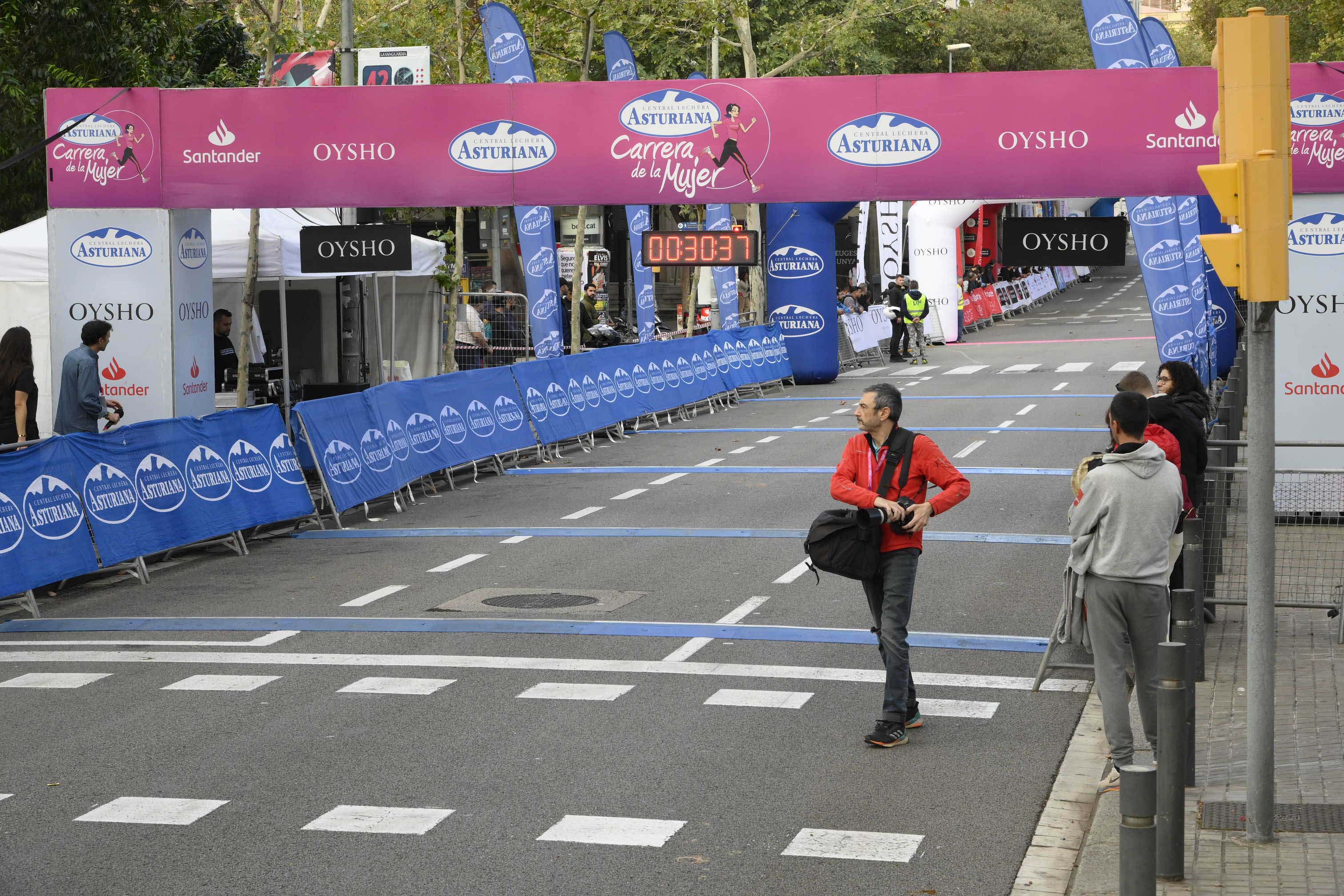 Las mejores fotos de la Carrera de la Mujer de Barcelona 2023. 4007