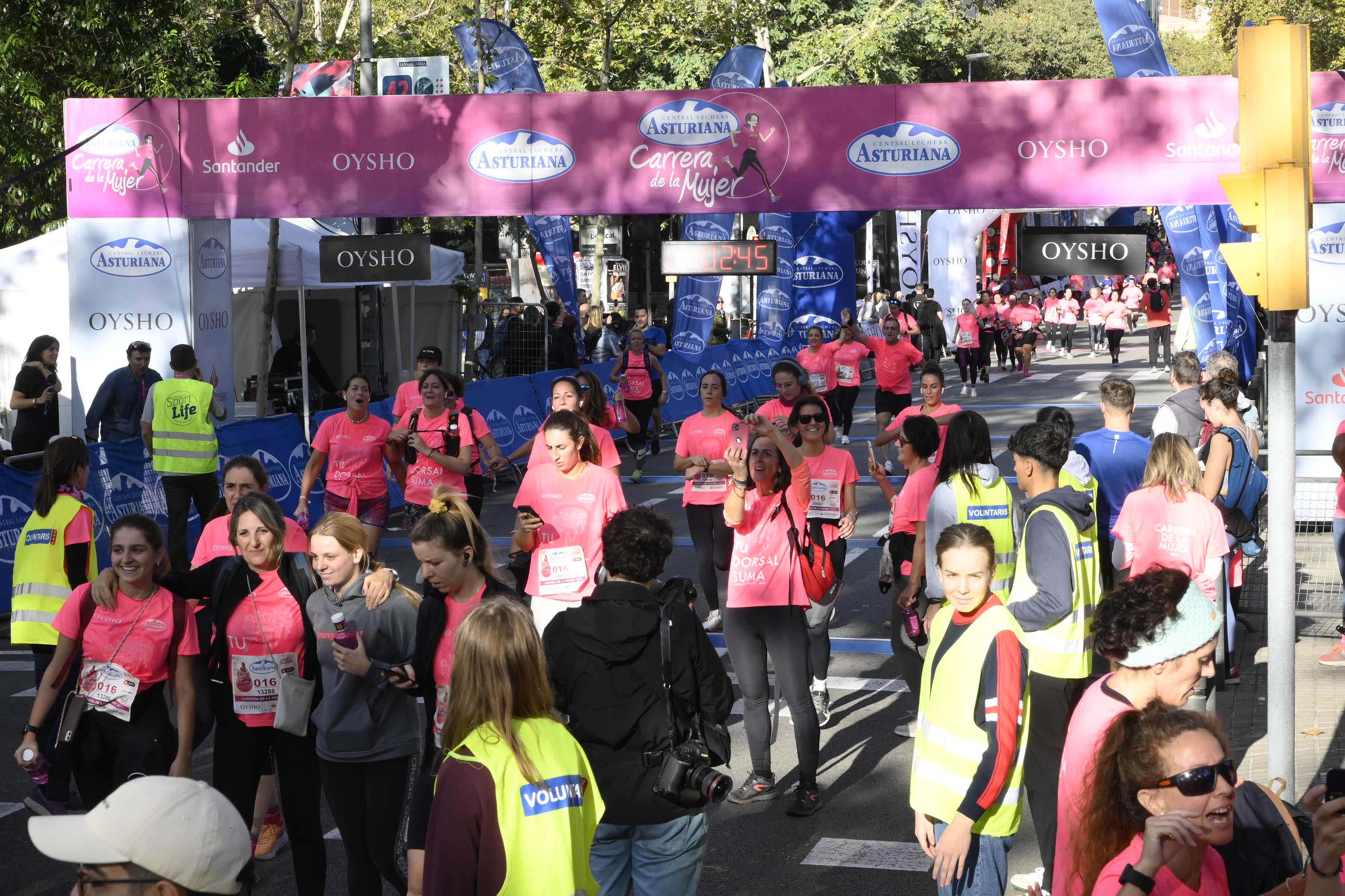 Las mejores fotos de la Carrera de la Mujer de Barcelona 2023. 4959