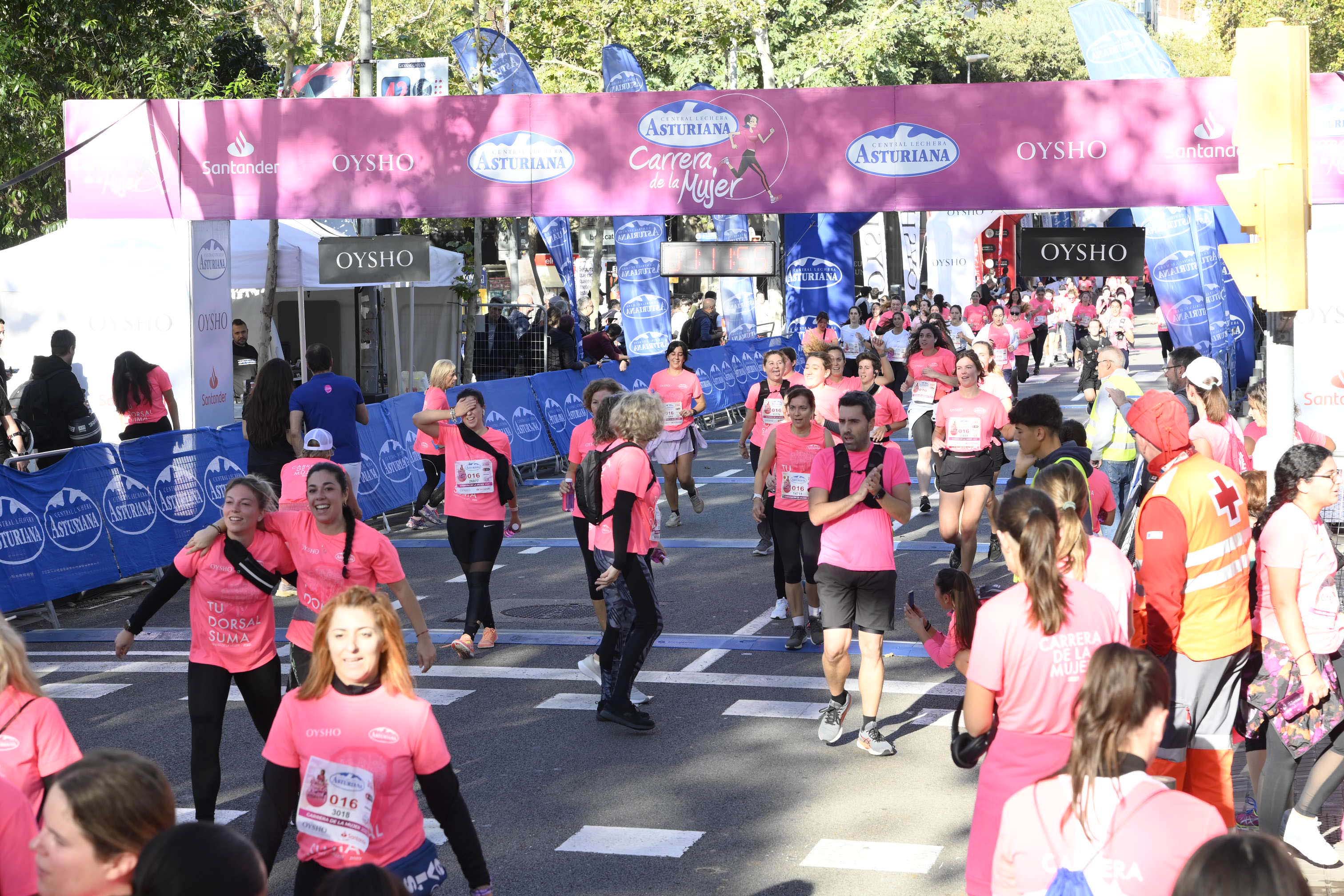 Las mejores fotos de la Carrera de la Mujer de Barcelona 2023. 5203