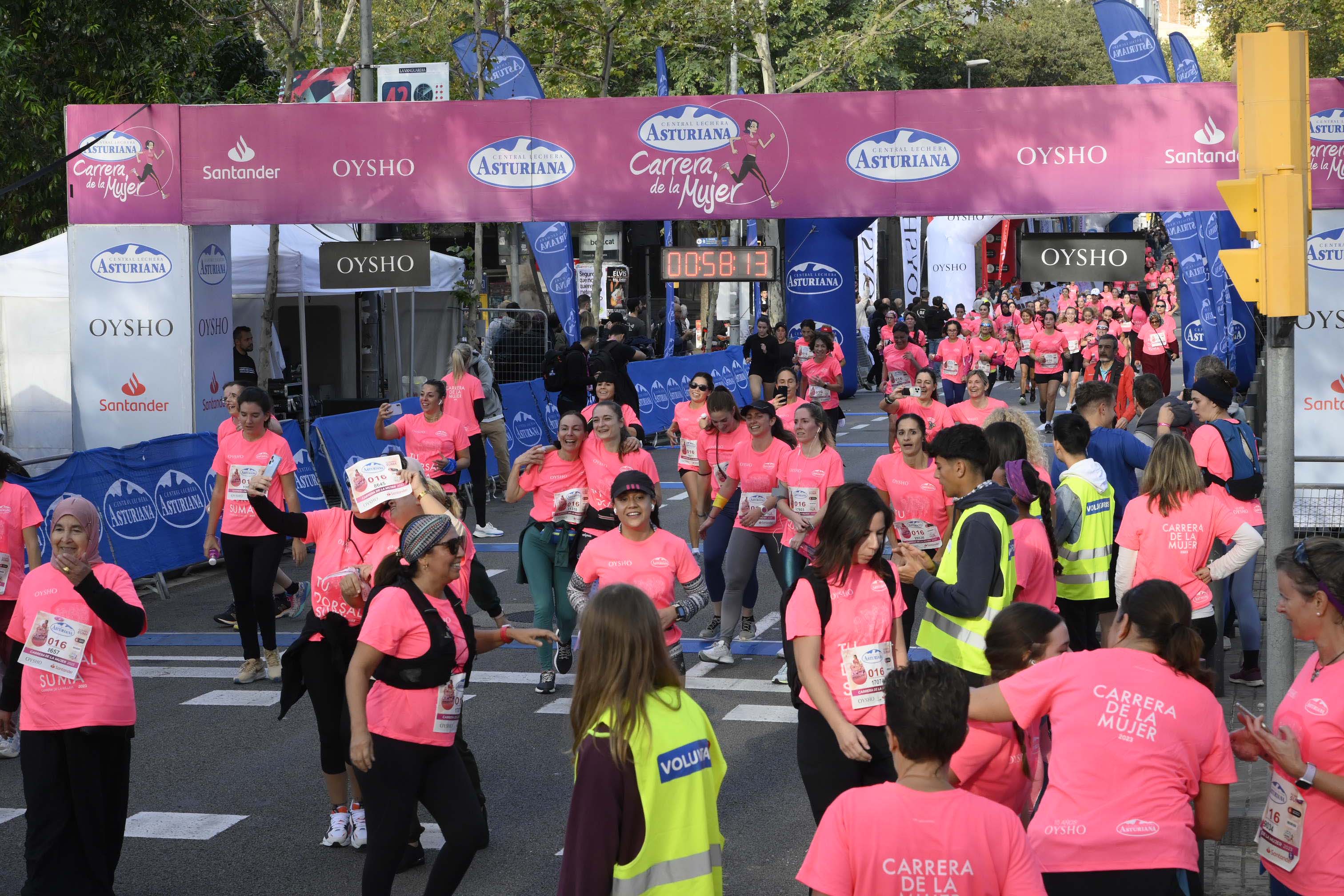 Las mejores fotos de la Carrera de la Mujer de Barcelona 2023. 4823