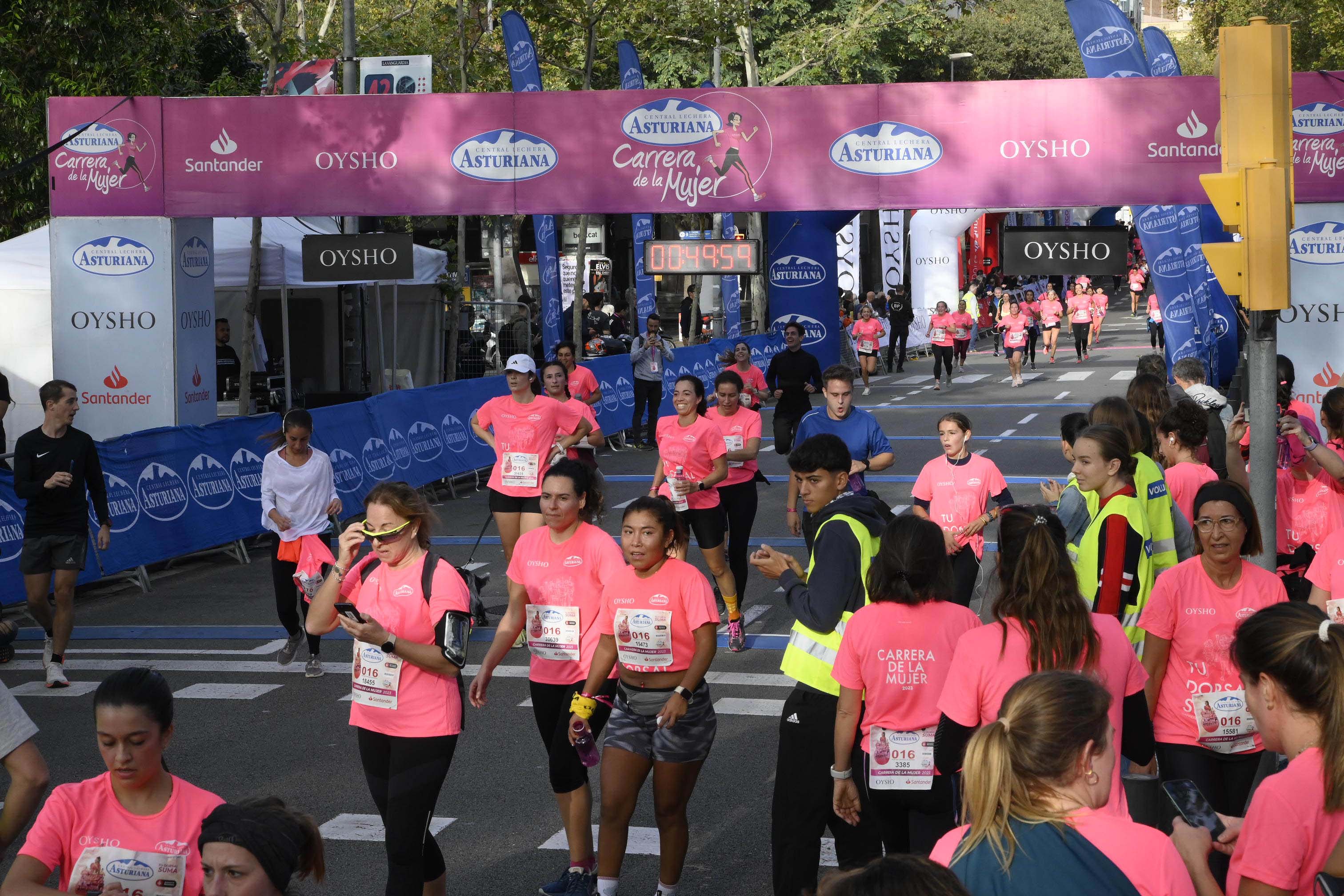 Las mejores fotos de la Carrera de la Mujer de Barcelona 2023. 4576