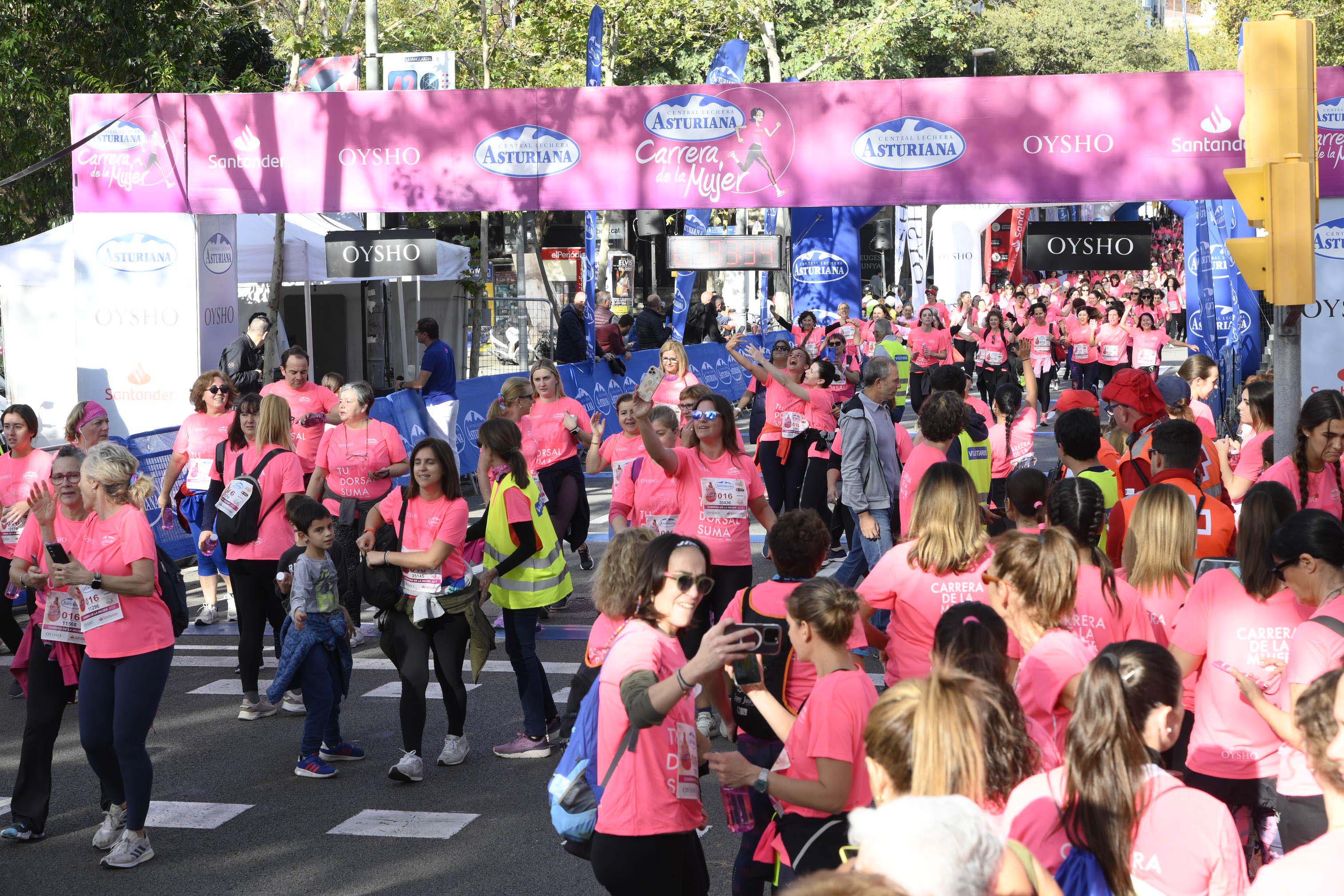 Las mejores fotos de la Carrera de la Mujer de Barcelona 2023. 5807