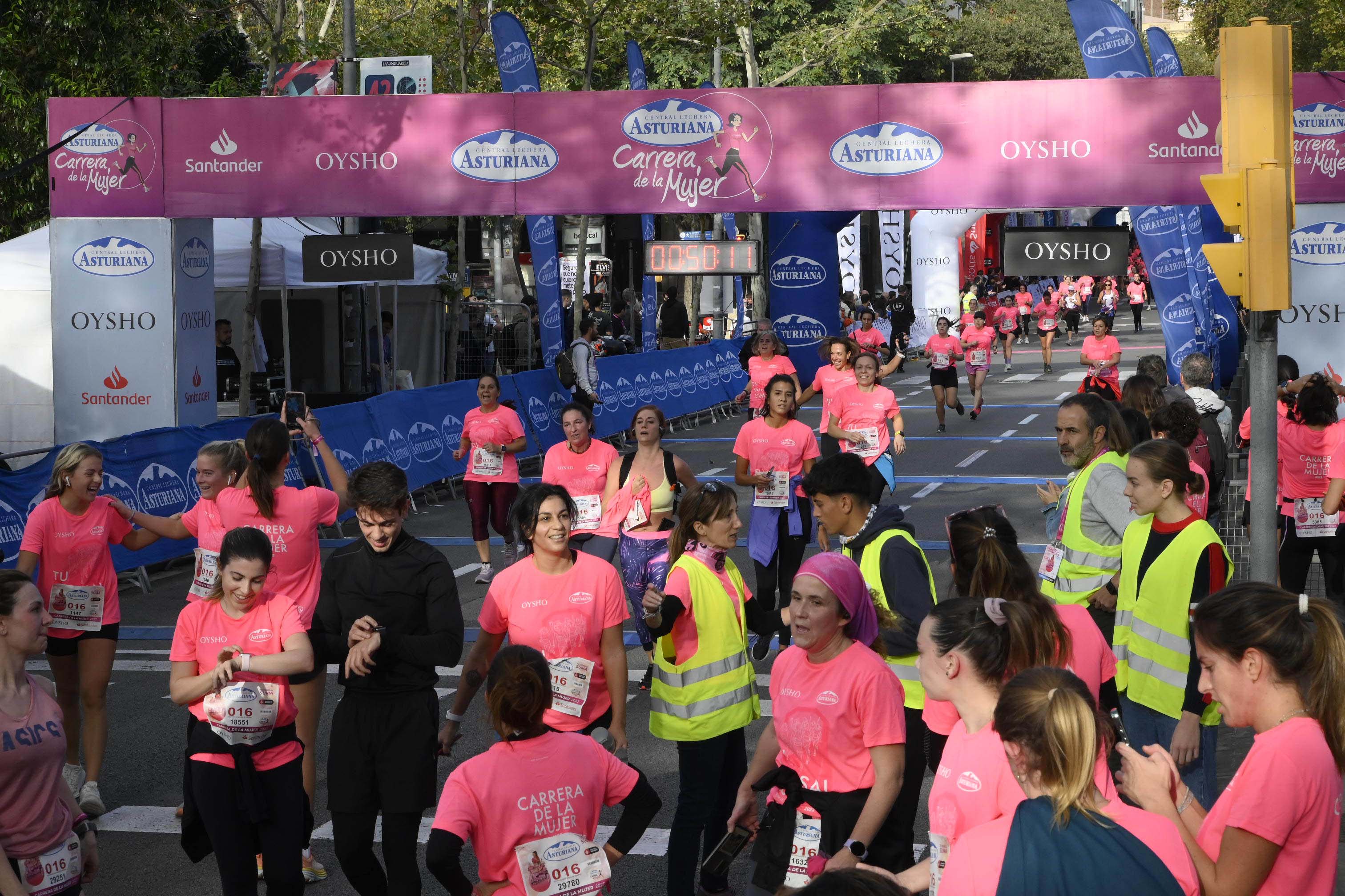 Las mejores fotos de la Carrera de la Mujer de Barcelona 2023. 4582