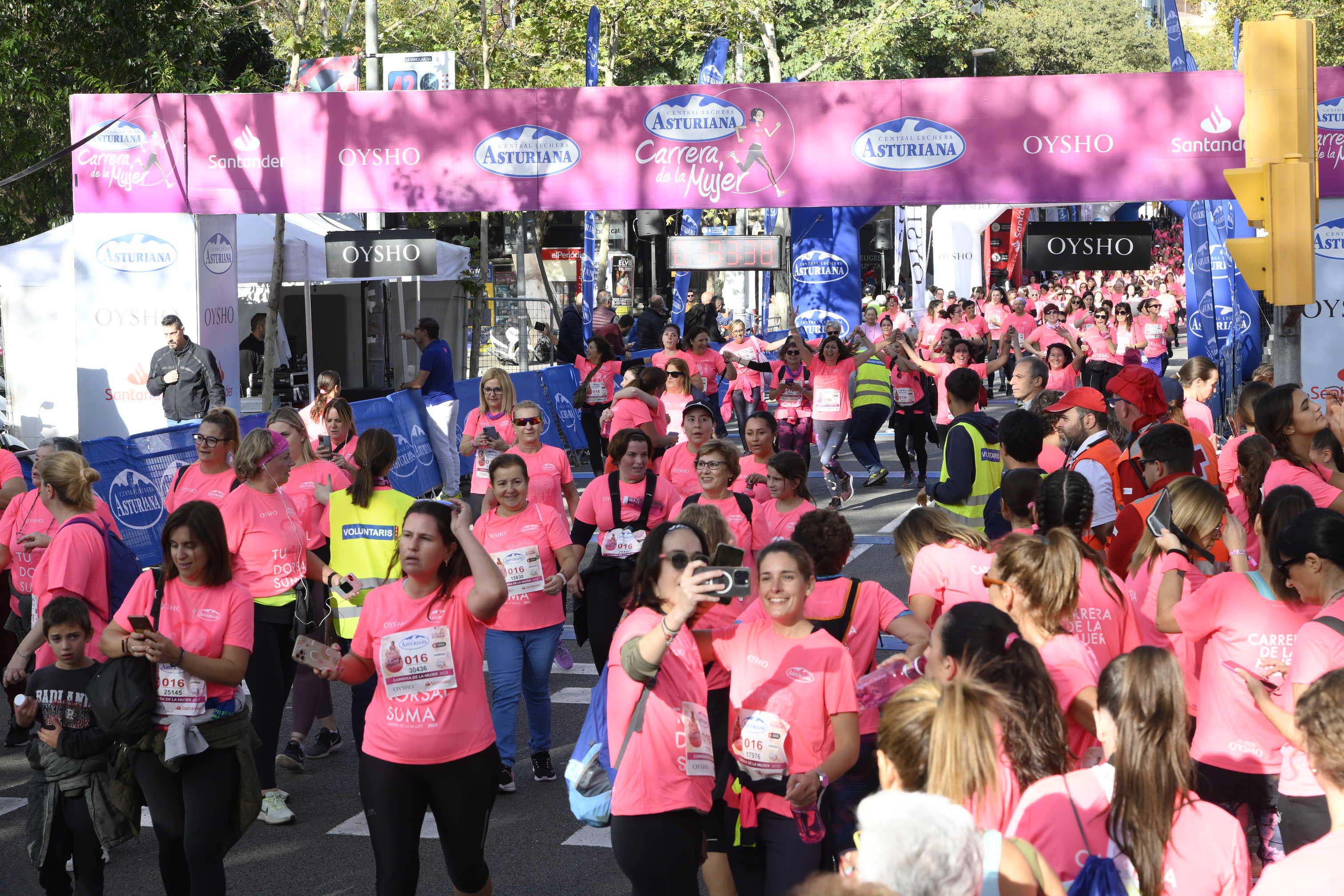 Las mejores fotos de la Carrera de la Mujer de Barcelona 2023. 5809