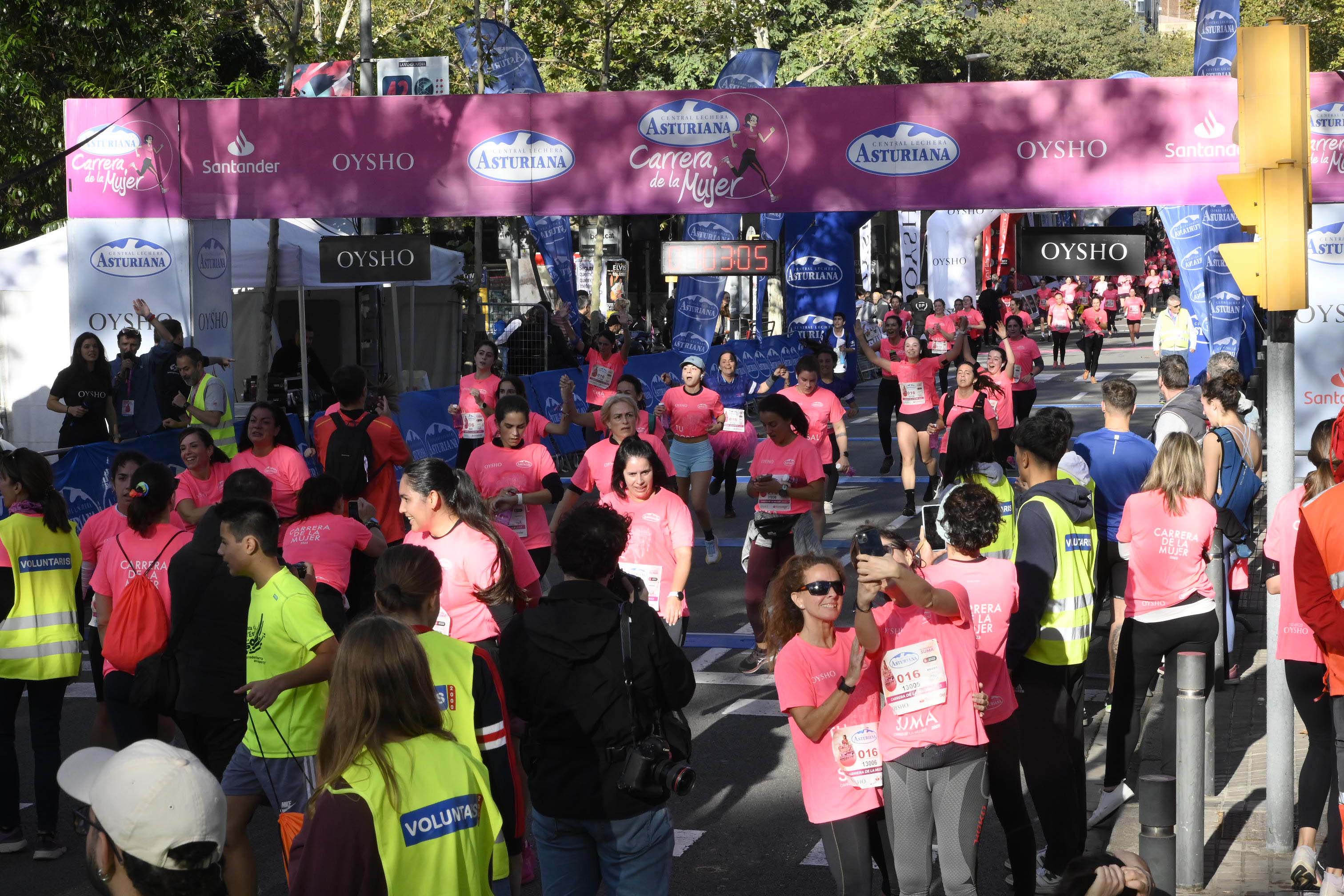 Las mejores fotos de la Carrera de la Mujer de Barcelona 2023. 4969