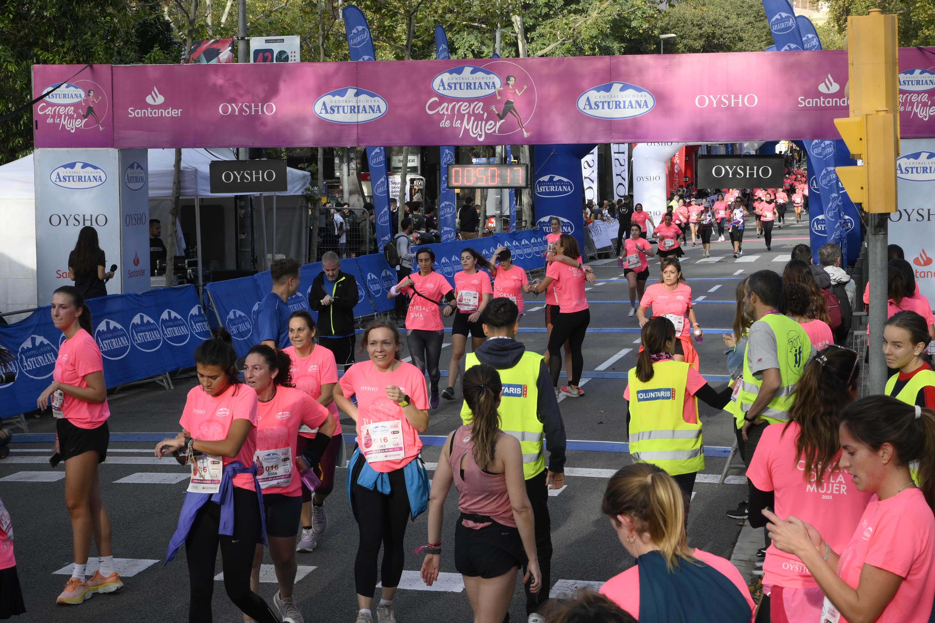 Las mejores fotos de la Carrera de la Mujer de Barcelona 2023. 4585