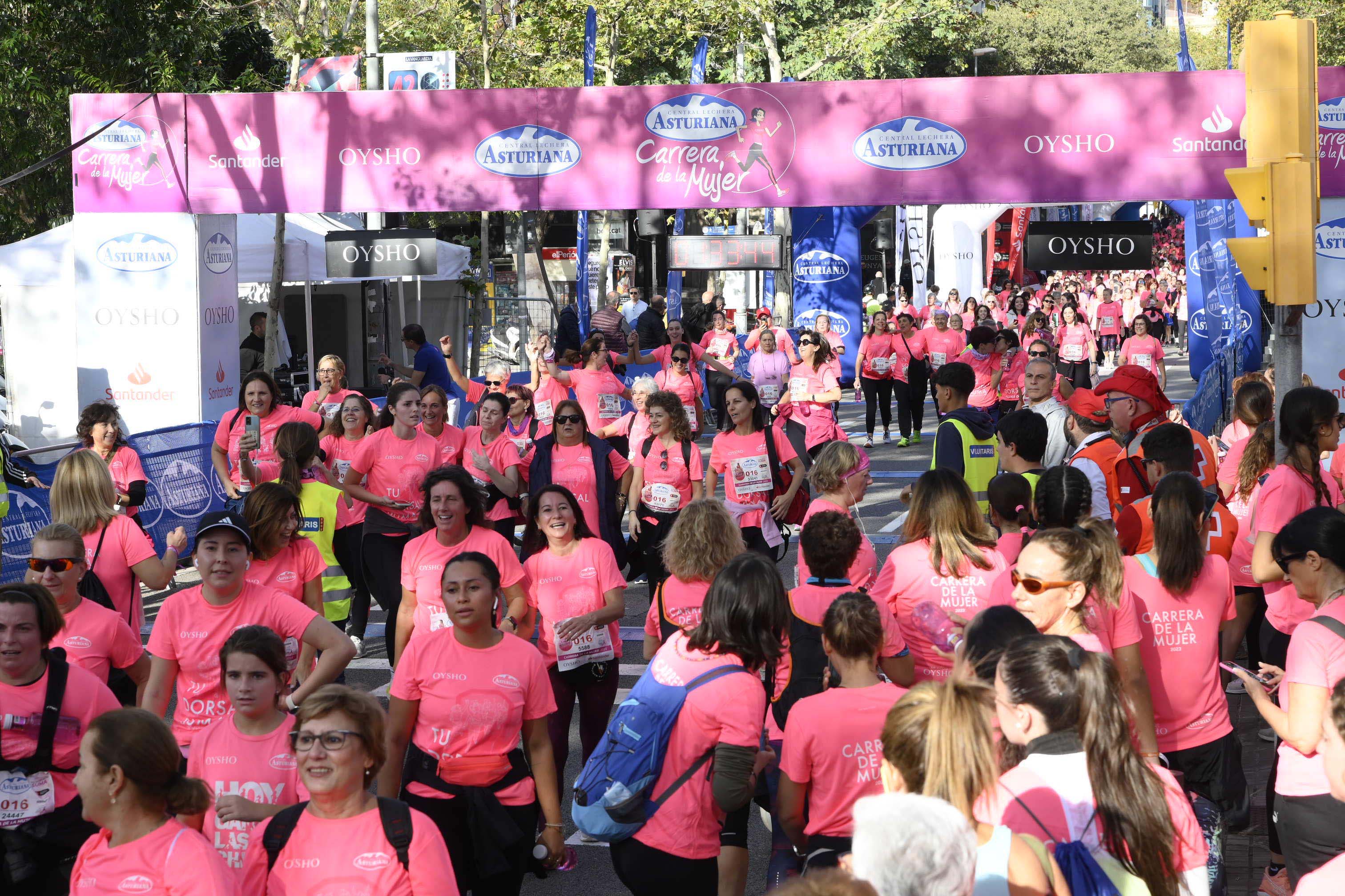 Las mejores fotos de la Carrera de la Mujer de Barcelona 2023. 5812