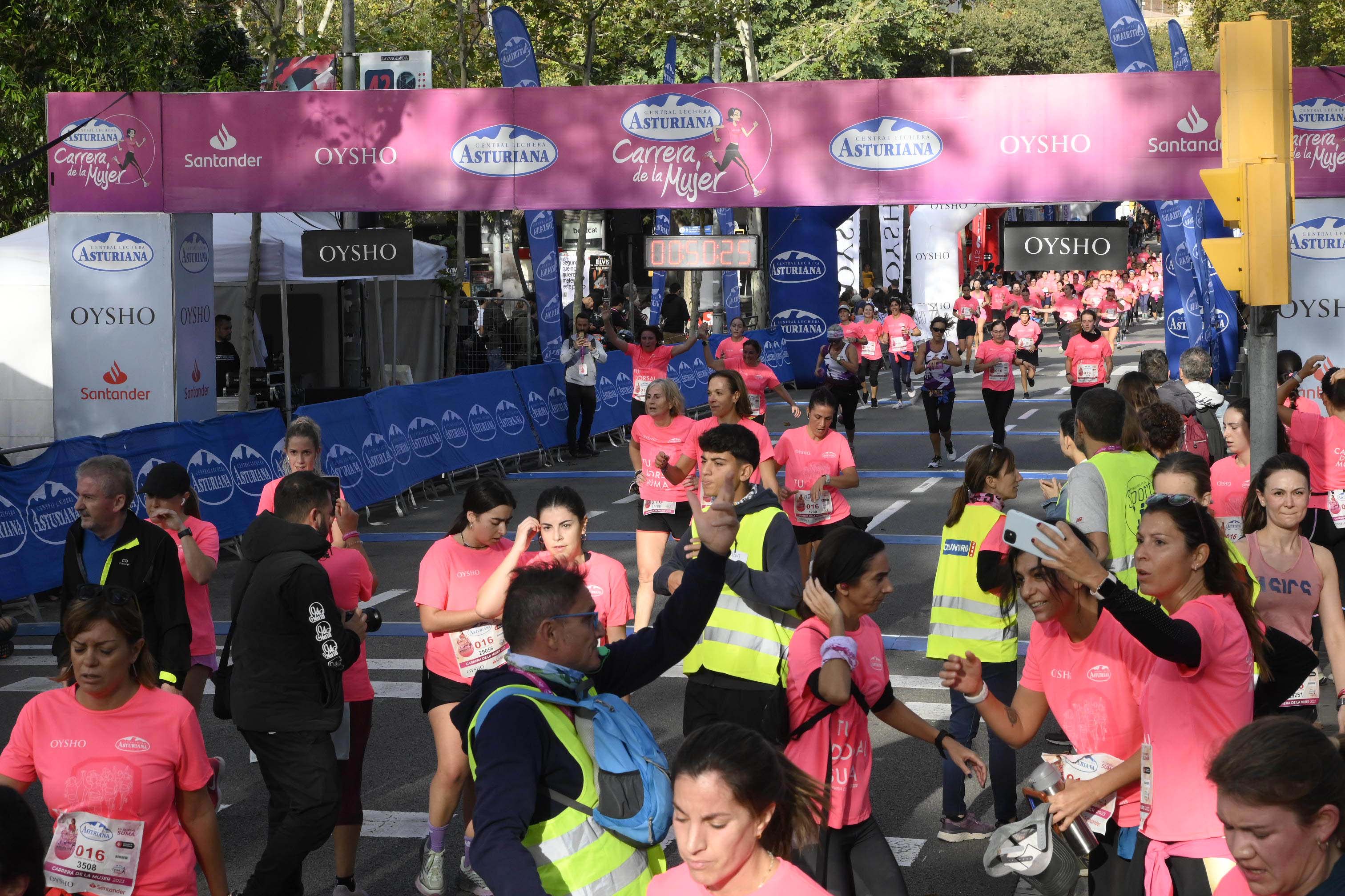 Las mejores fotos de la Carrera de la Mujer de Barcelona 2023. 4589