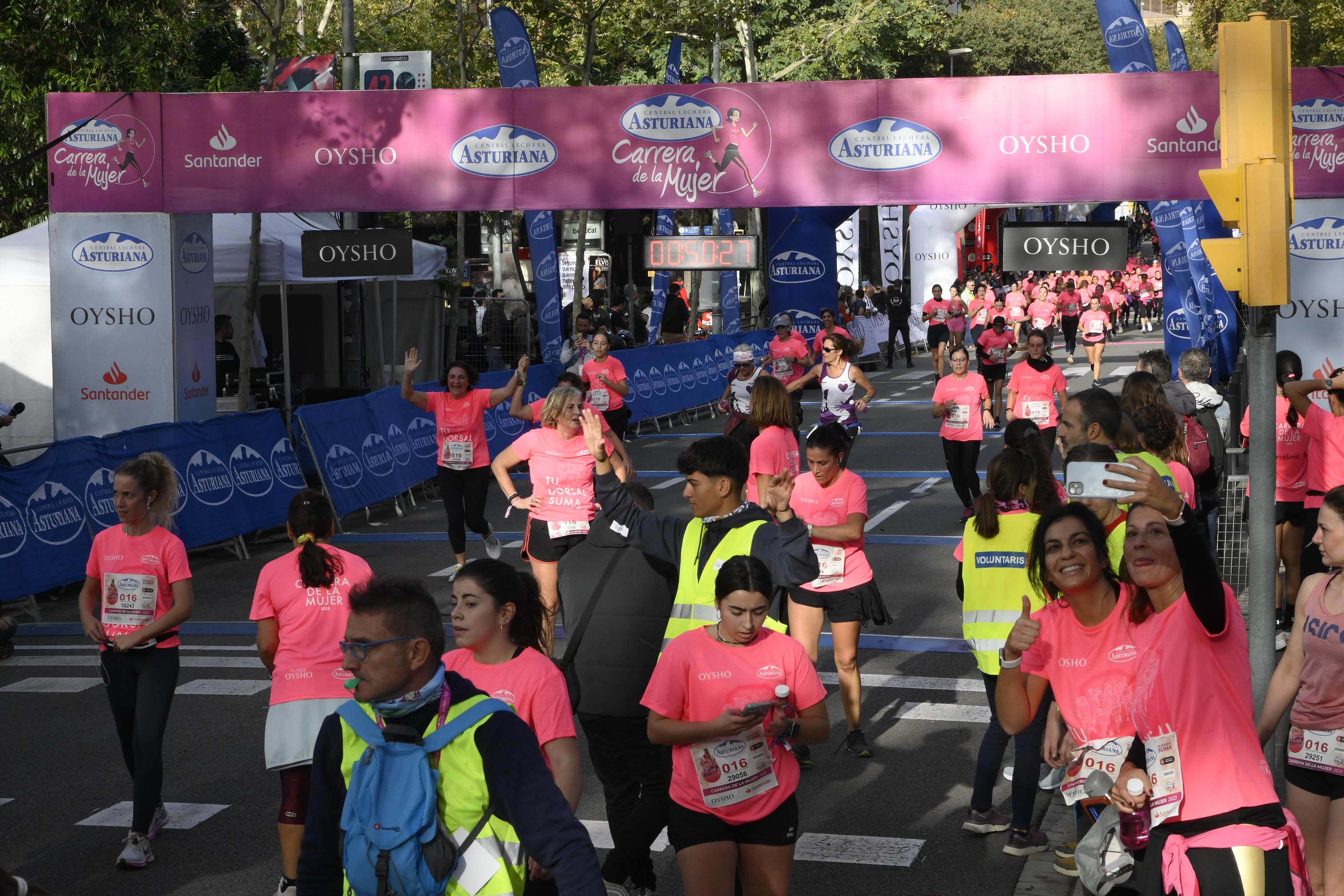 Las mejores fotos de la Carrera de la Mujer de Barcelona 2023. 4590