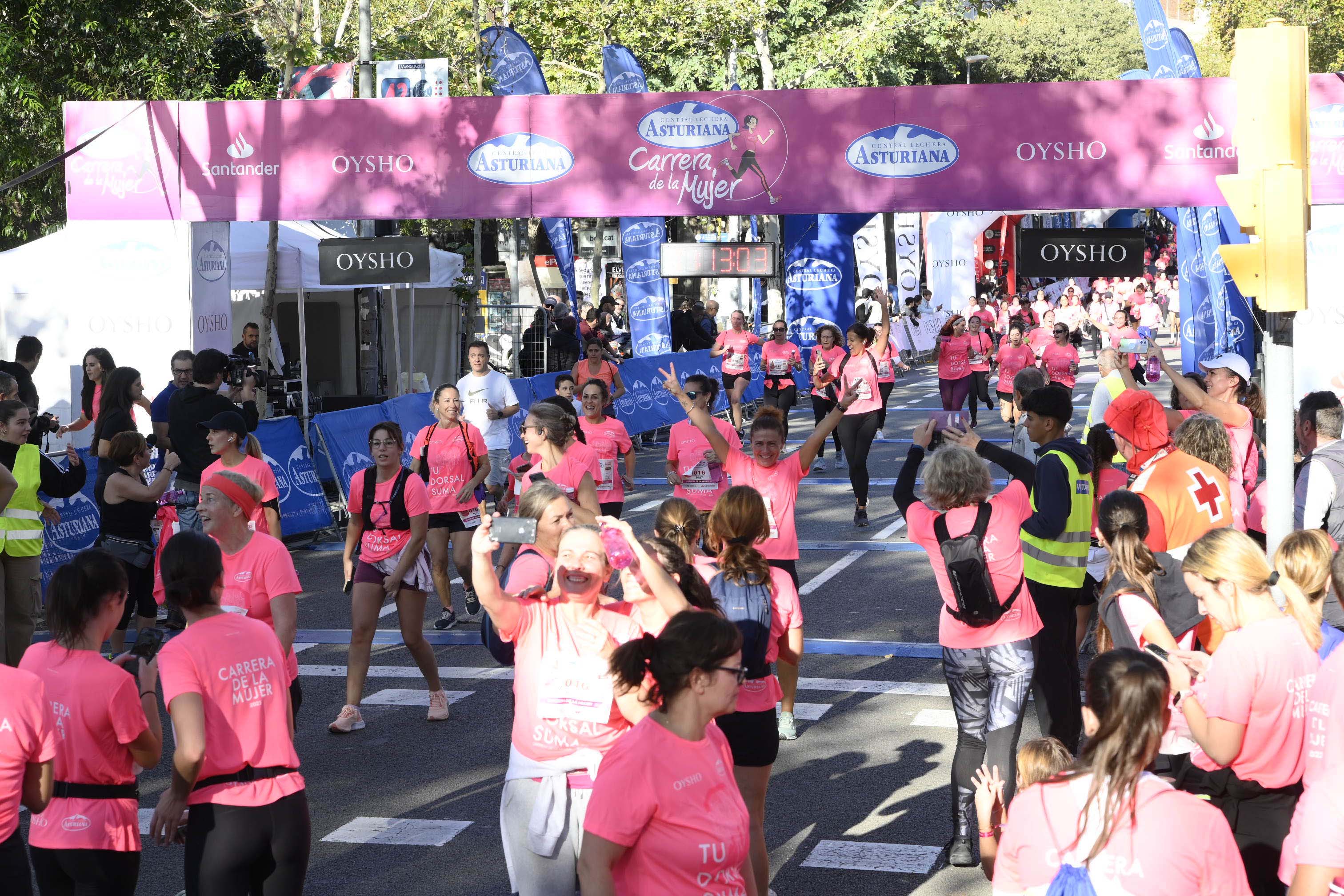Las mejores fotos de la Carrera de la Mujer de Barcelona 2023. 5224