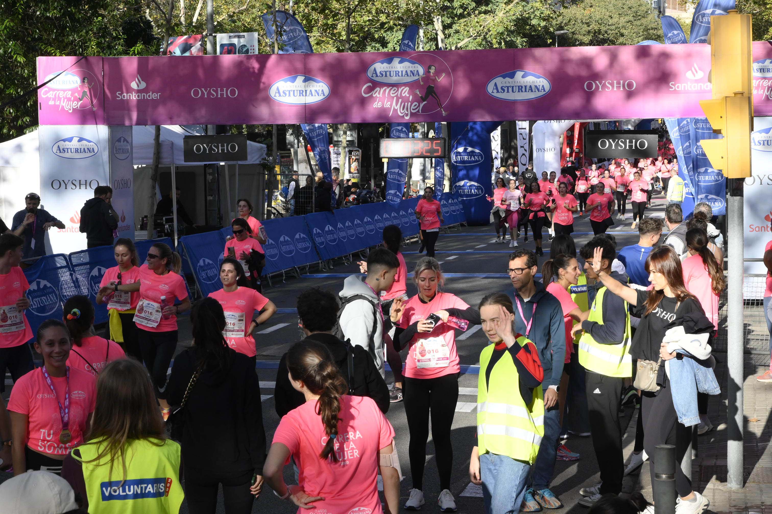 Las mejores fotos de la Carrera de la Mujer de Barcelona 2023. 4979