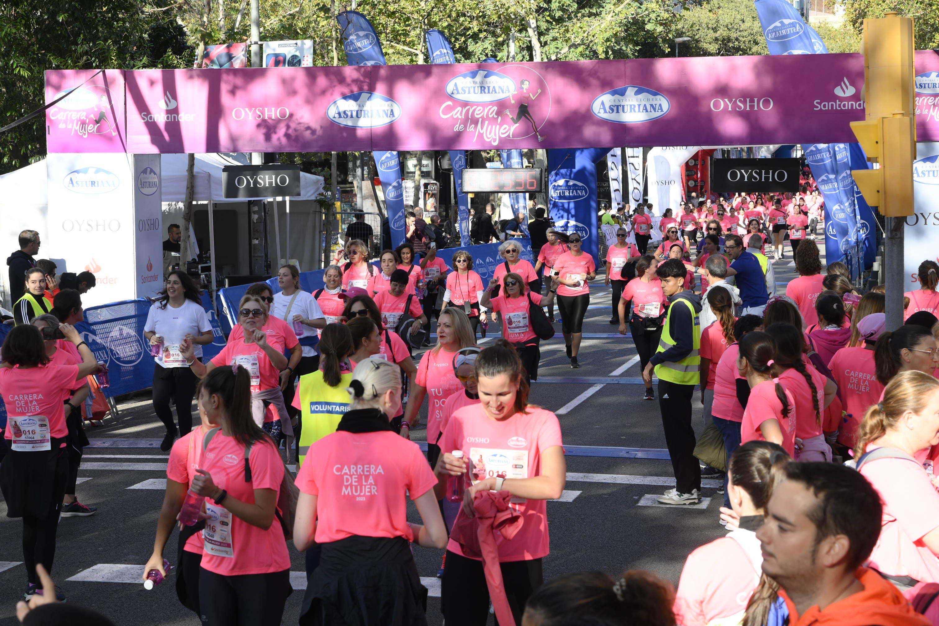 Las mejores fotos de la Carrera de la Mujer de Barcelona 2023. 5571