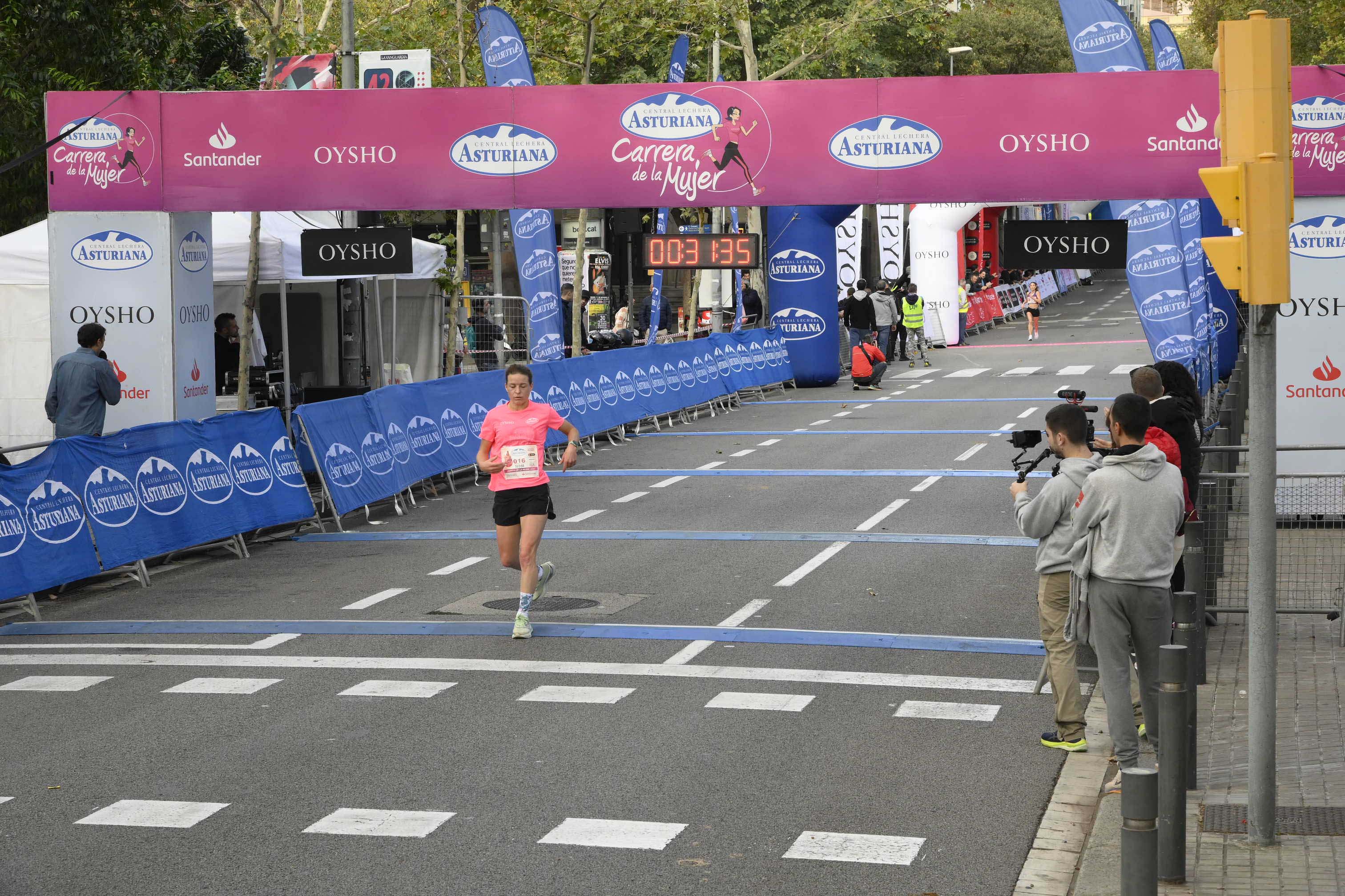 Las mejores fotos de la Carrera de la Mujer de Barcelona 2023. 4036