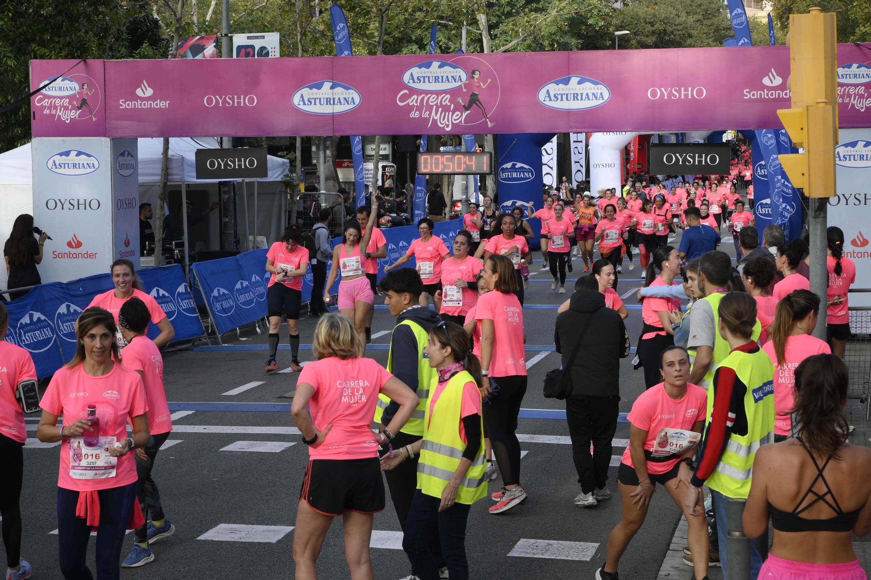 Las mejores fotos de la Carrera de la Mujer de Barcelona 2023. 4597