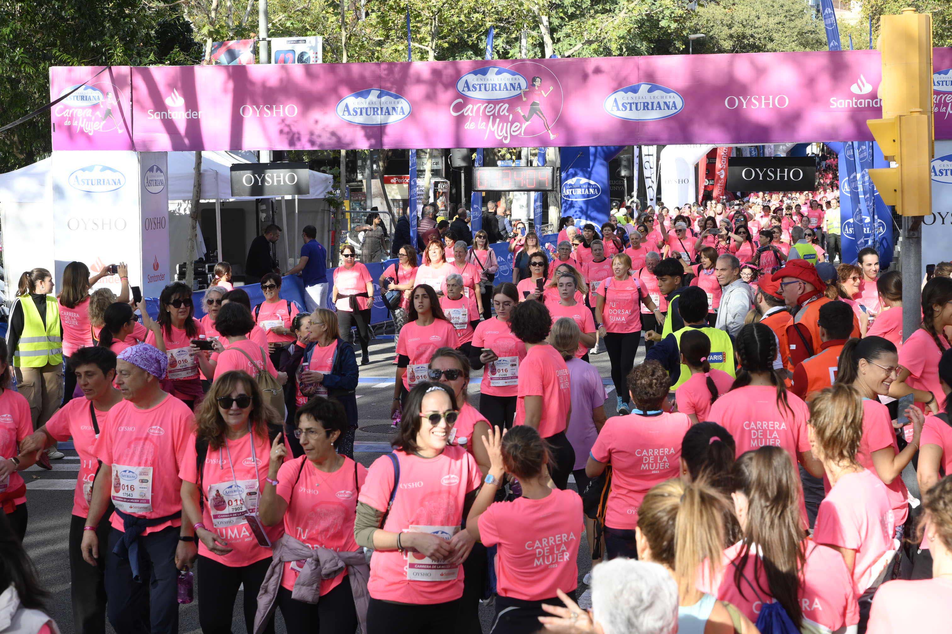 Las mejores fotos de la Carrera de la Mujer de Barcelona 2023. 5822